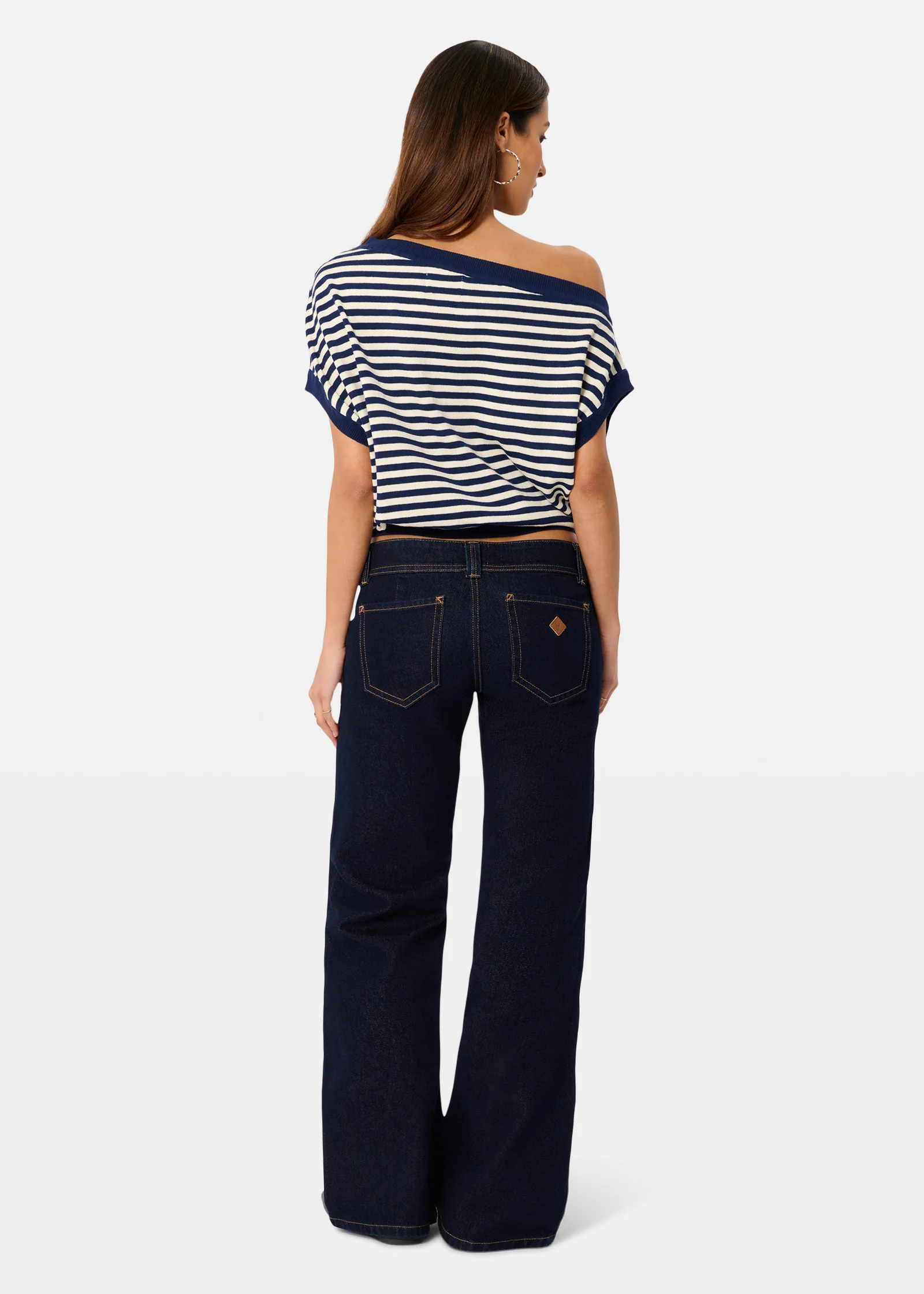 00 Super Low & Wide Denim Jeans - Image 4
