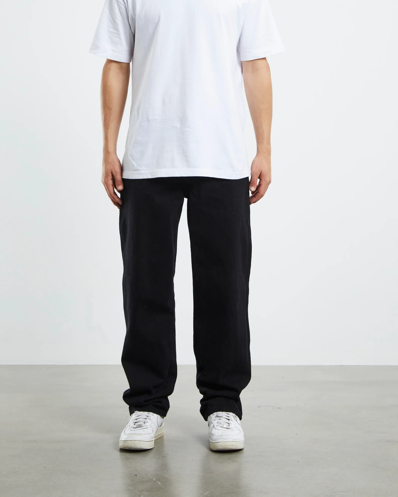 13293 Relaxed 5 Pocket Loose Jeans Black