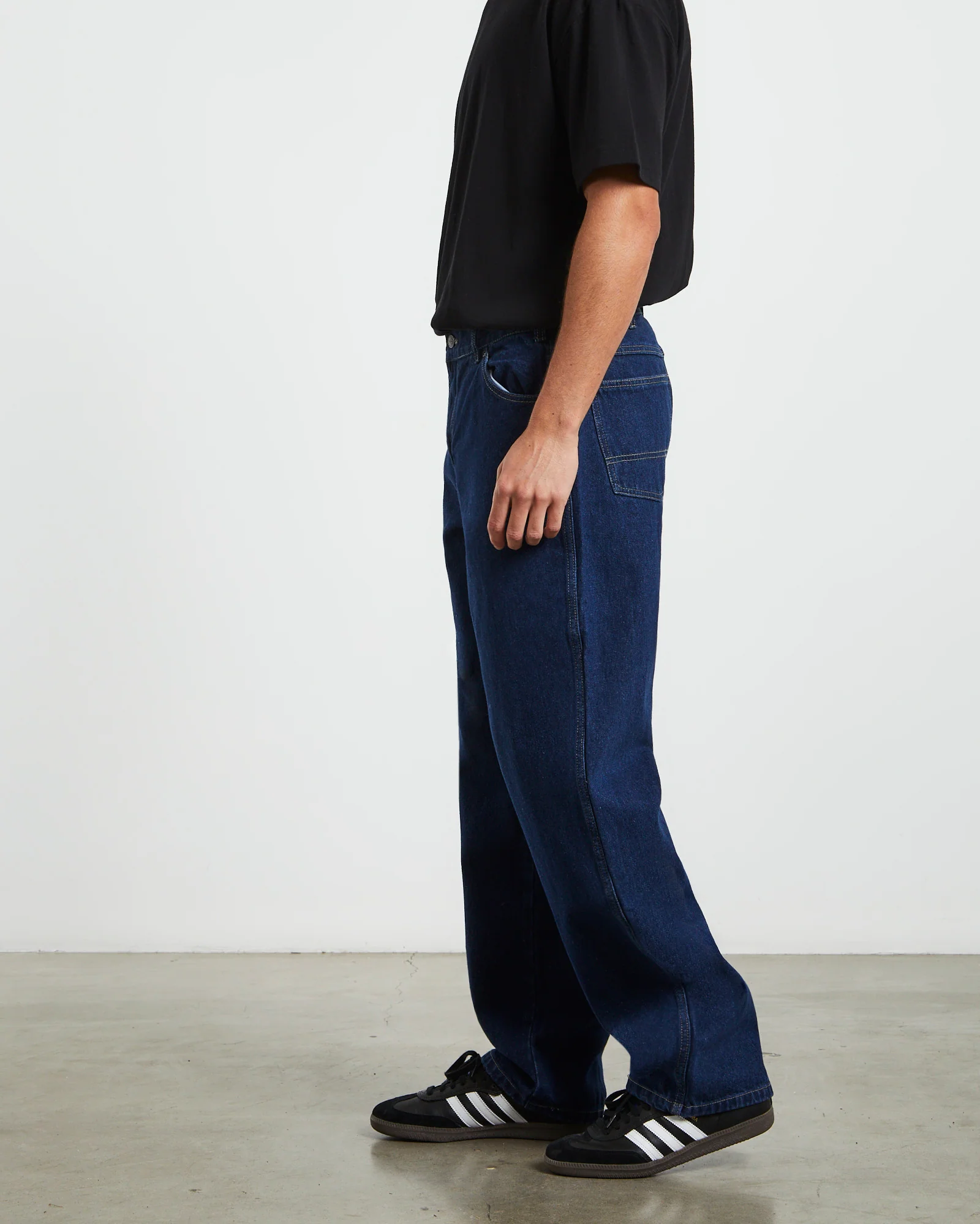 13296 Relaxed Straight Fit Denim Jeans Stone Washed - Image 3