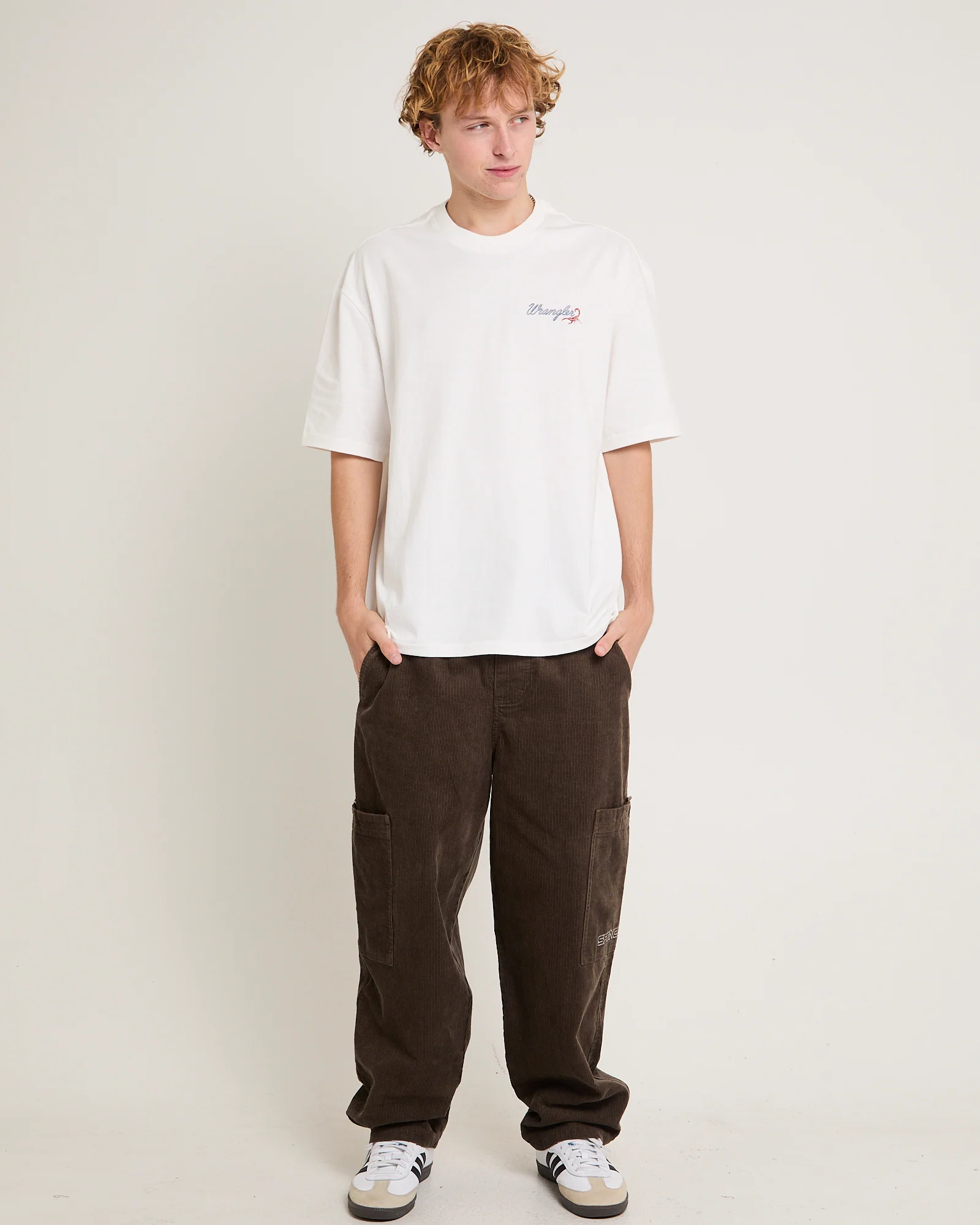 1800-Rodeo Slacker T-Shirt - Image 3
