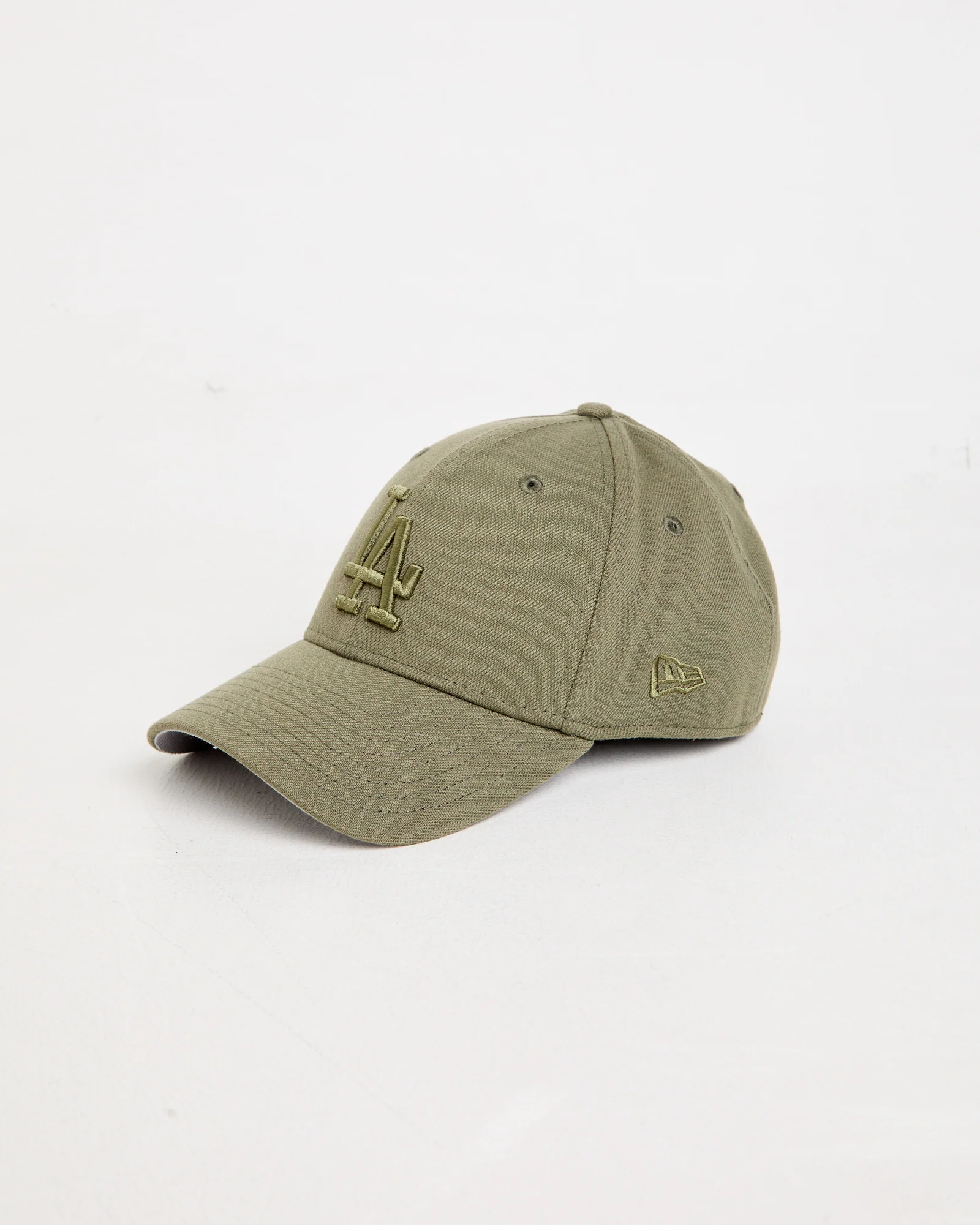 3930 Los Angeles Dodgers Earth Tonal Cap Green - Image 2