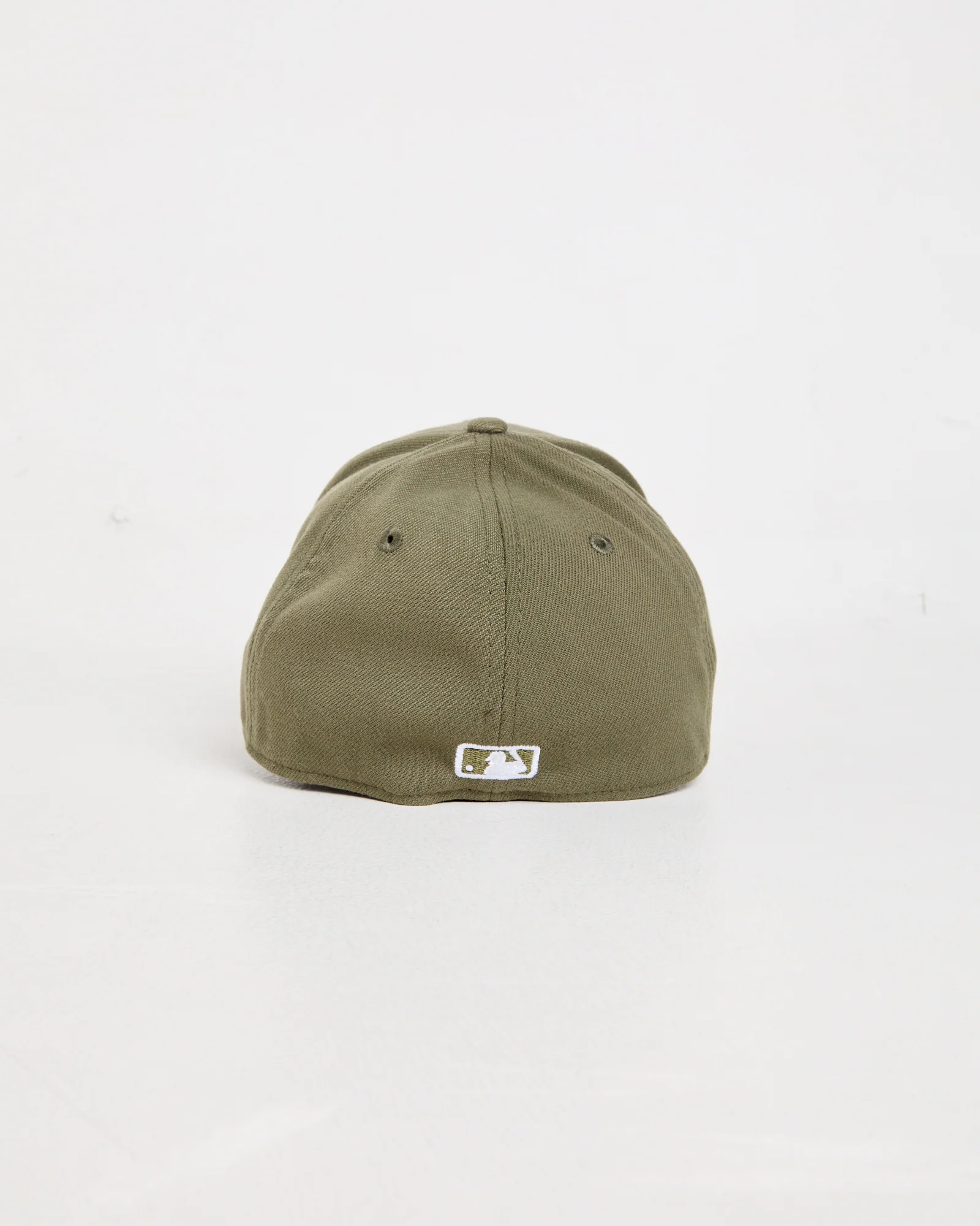 3930 Los Angeles Dodgers Earth Tonal Cap Green - Image 4