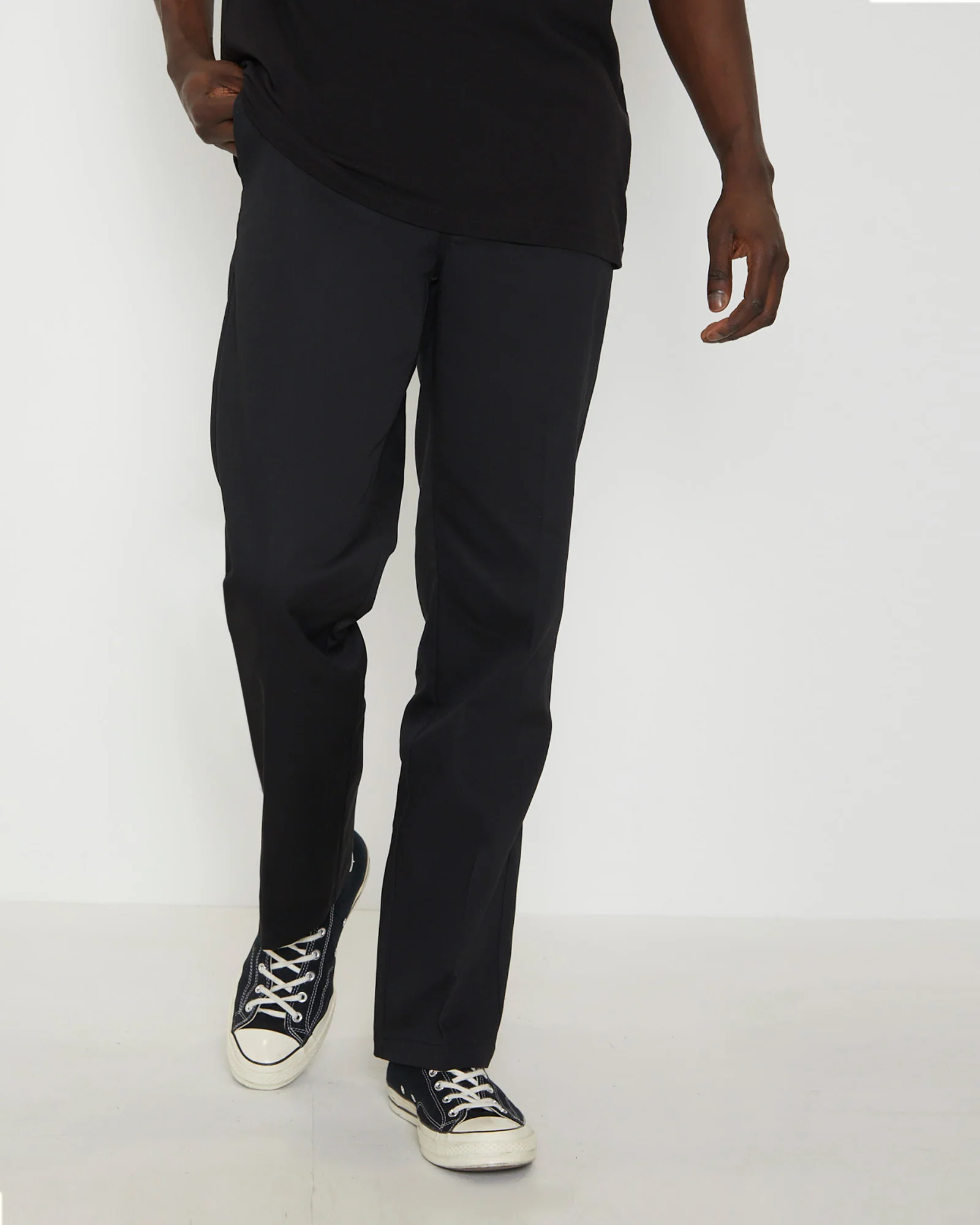 874 Pants in Washed Black