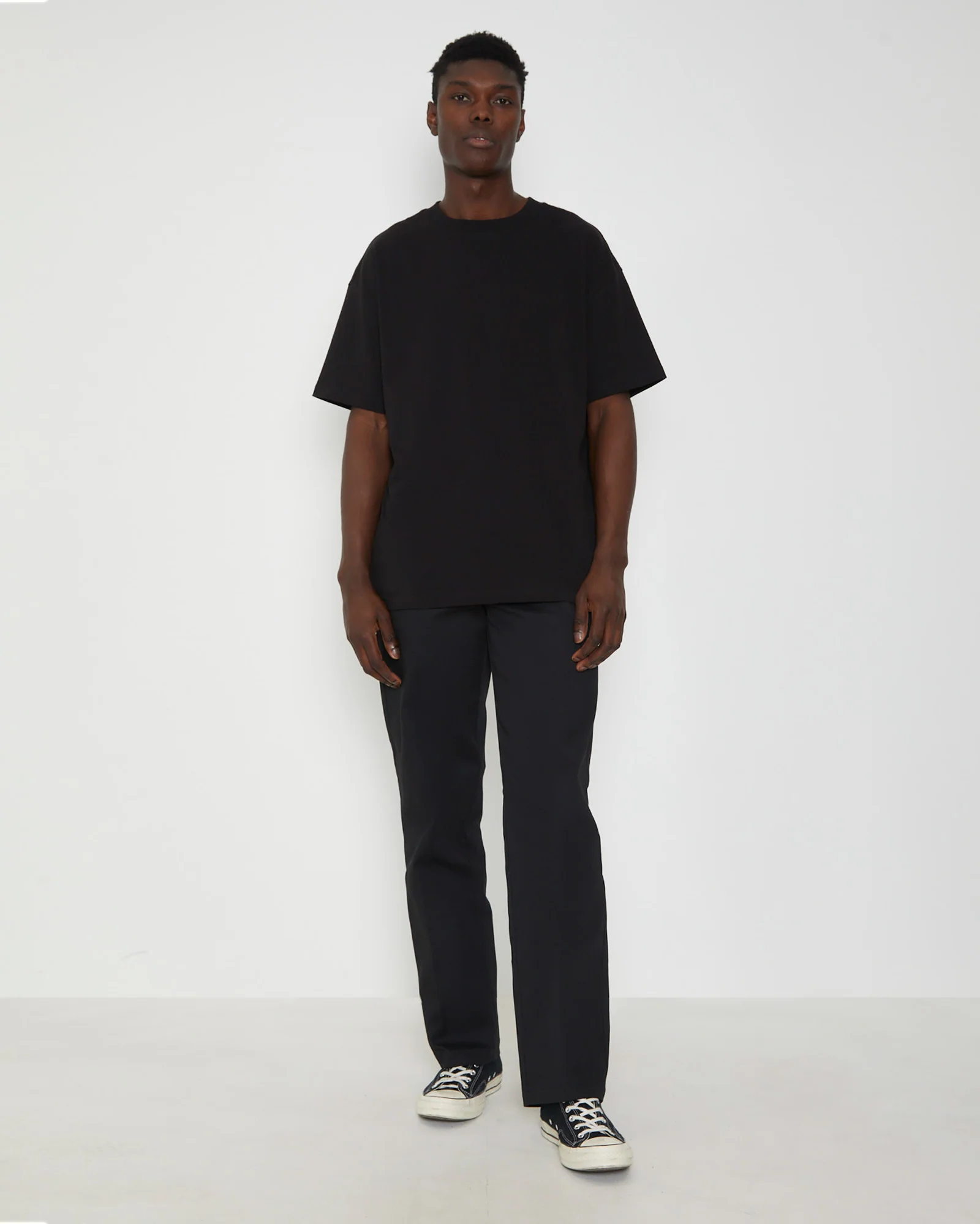 874 Pants in Washed Black - Image 4
