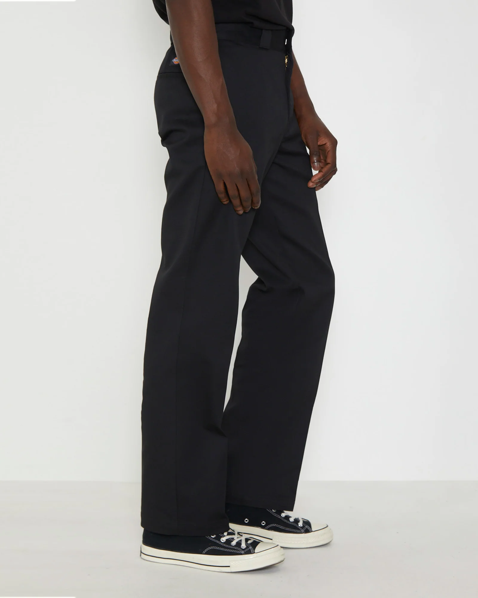 874 Pants in Washed Black - Image 5