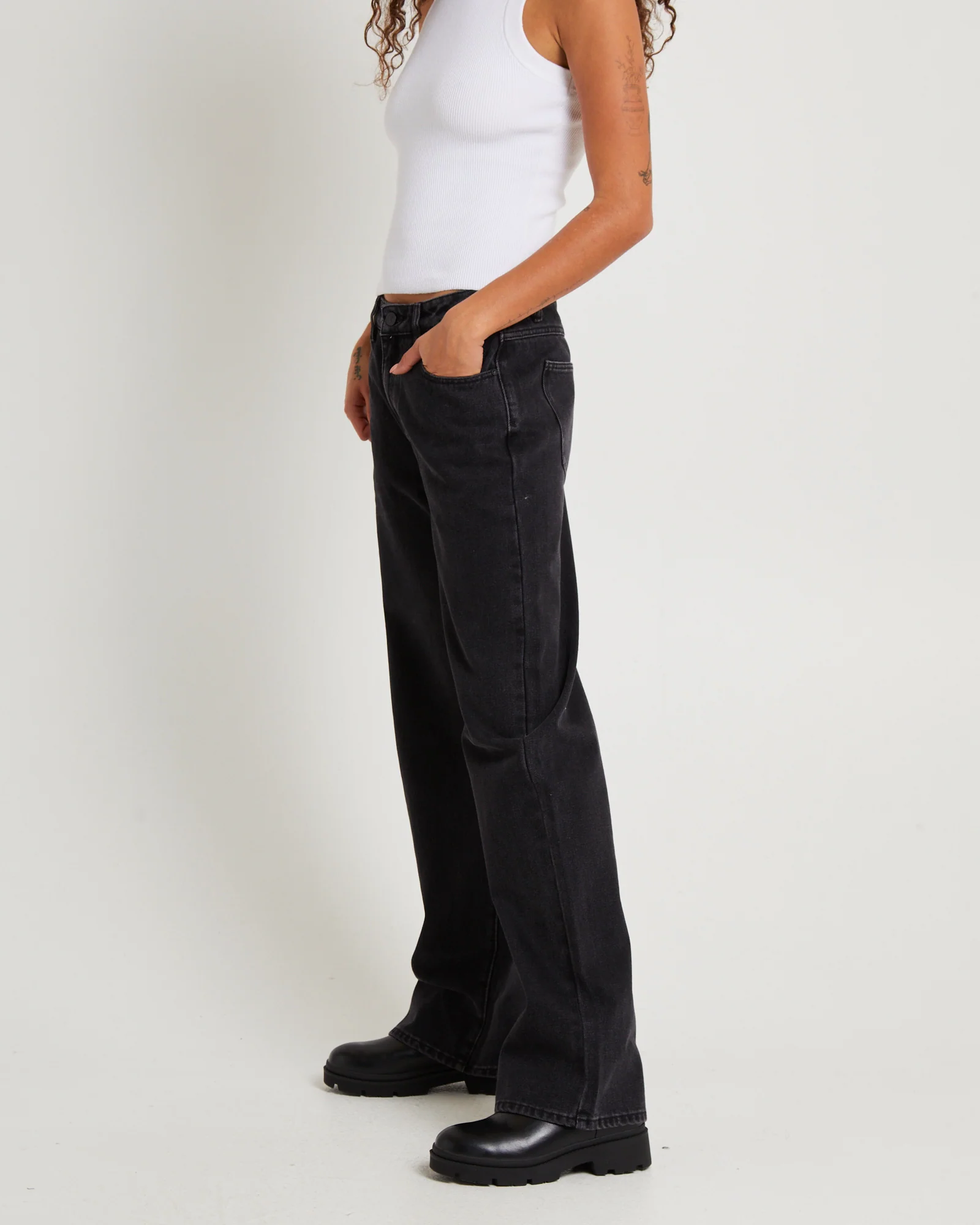 95 Mid Baggy Denim Jeans - Image 4
