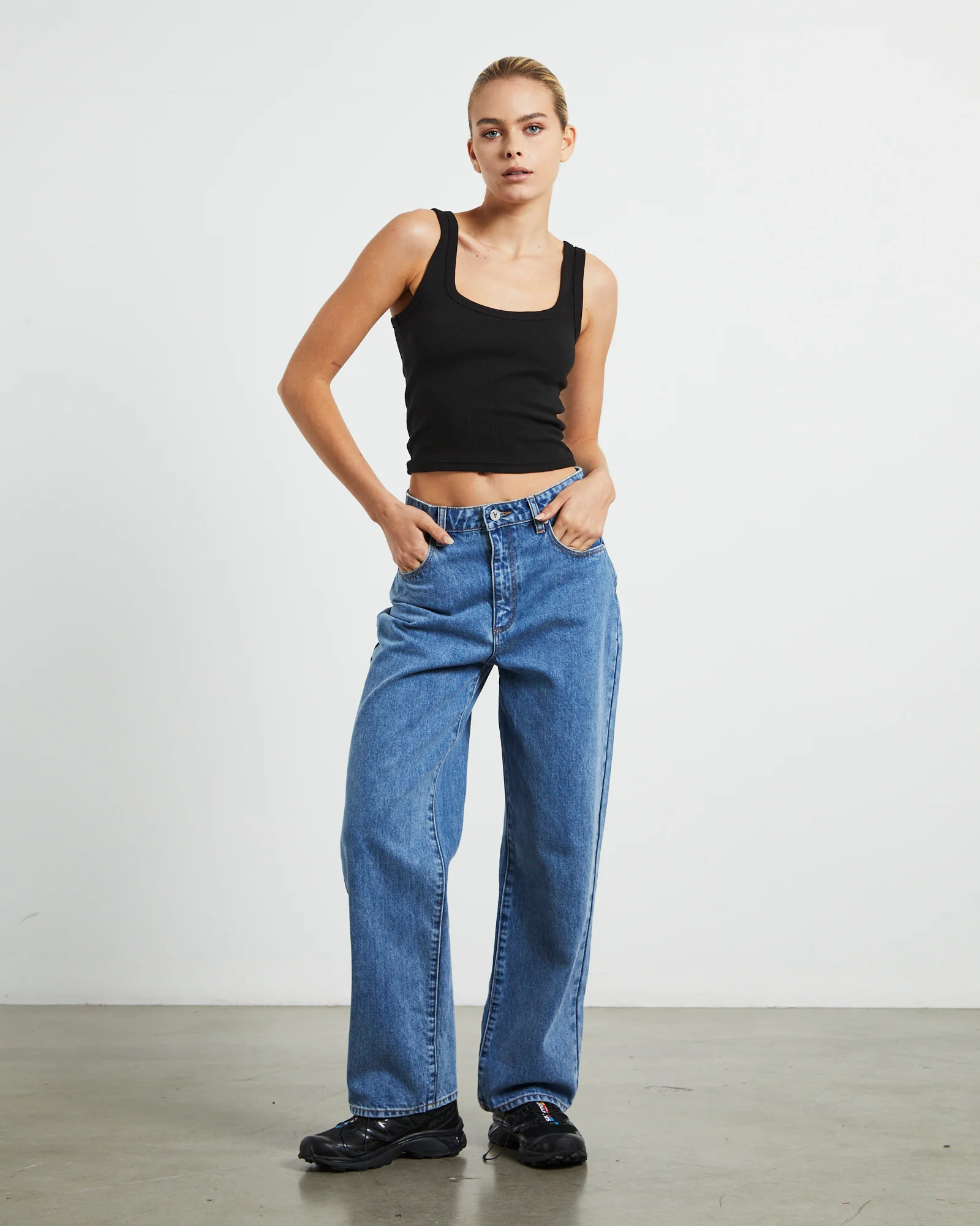 A Carrie Petite Jeans Georgia Blue - Image 3