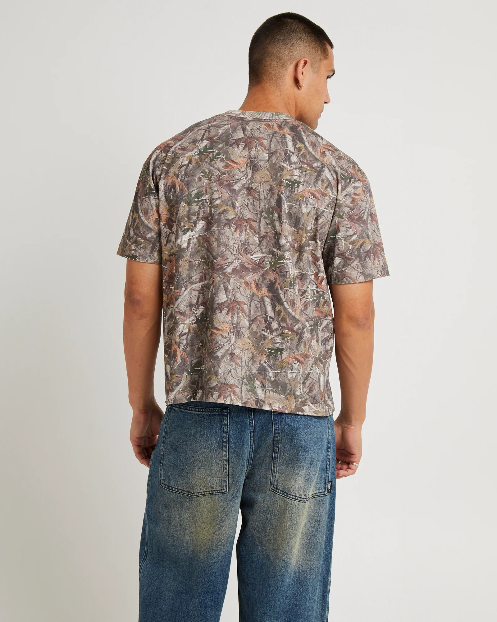 Admission Cropped Camo T-Shirt - Image 2