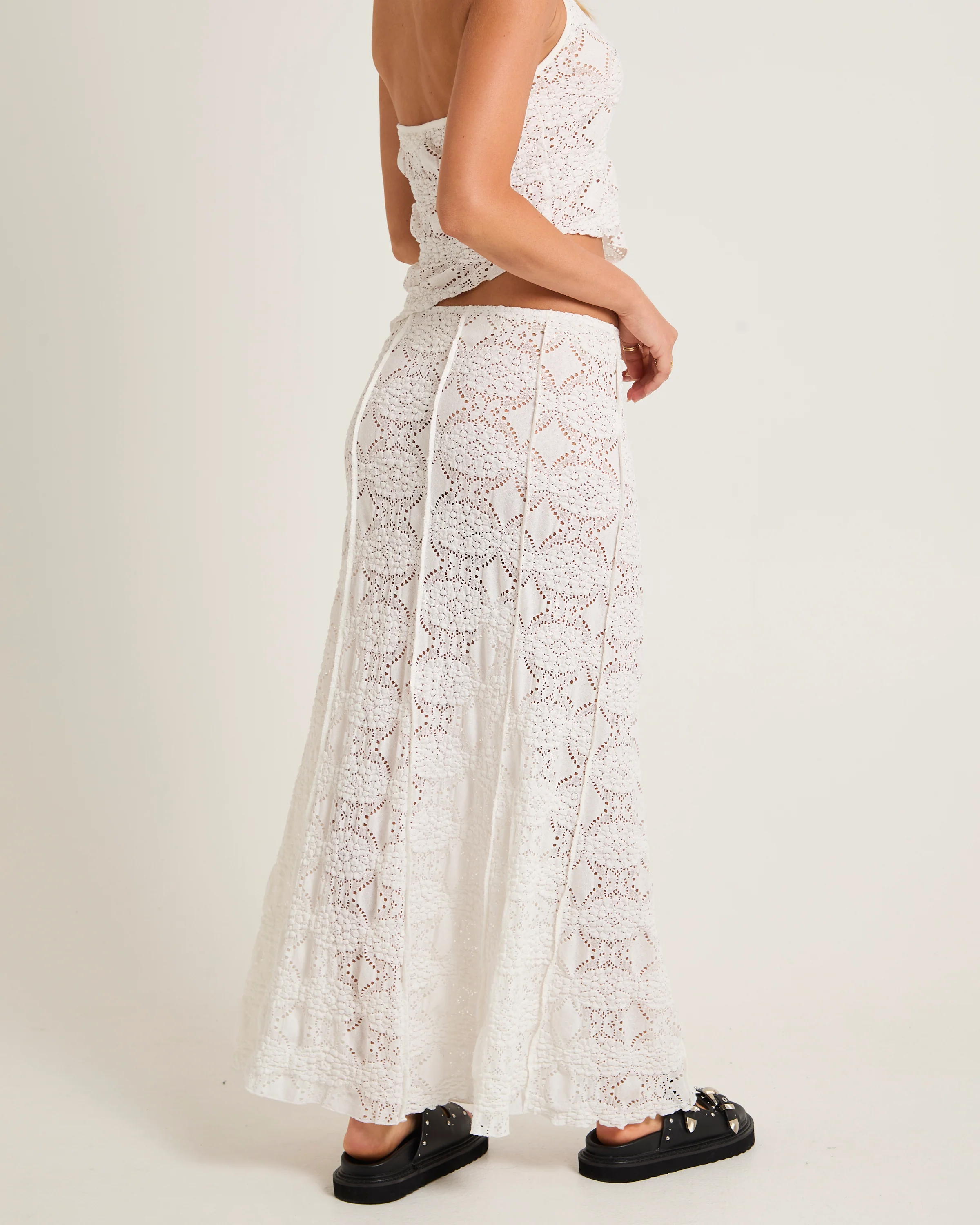 Amore Asymmetrical Textured Maxi Skirt - Image 2