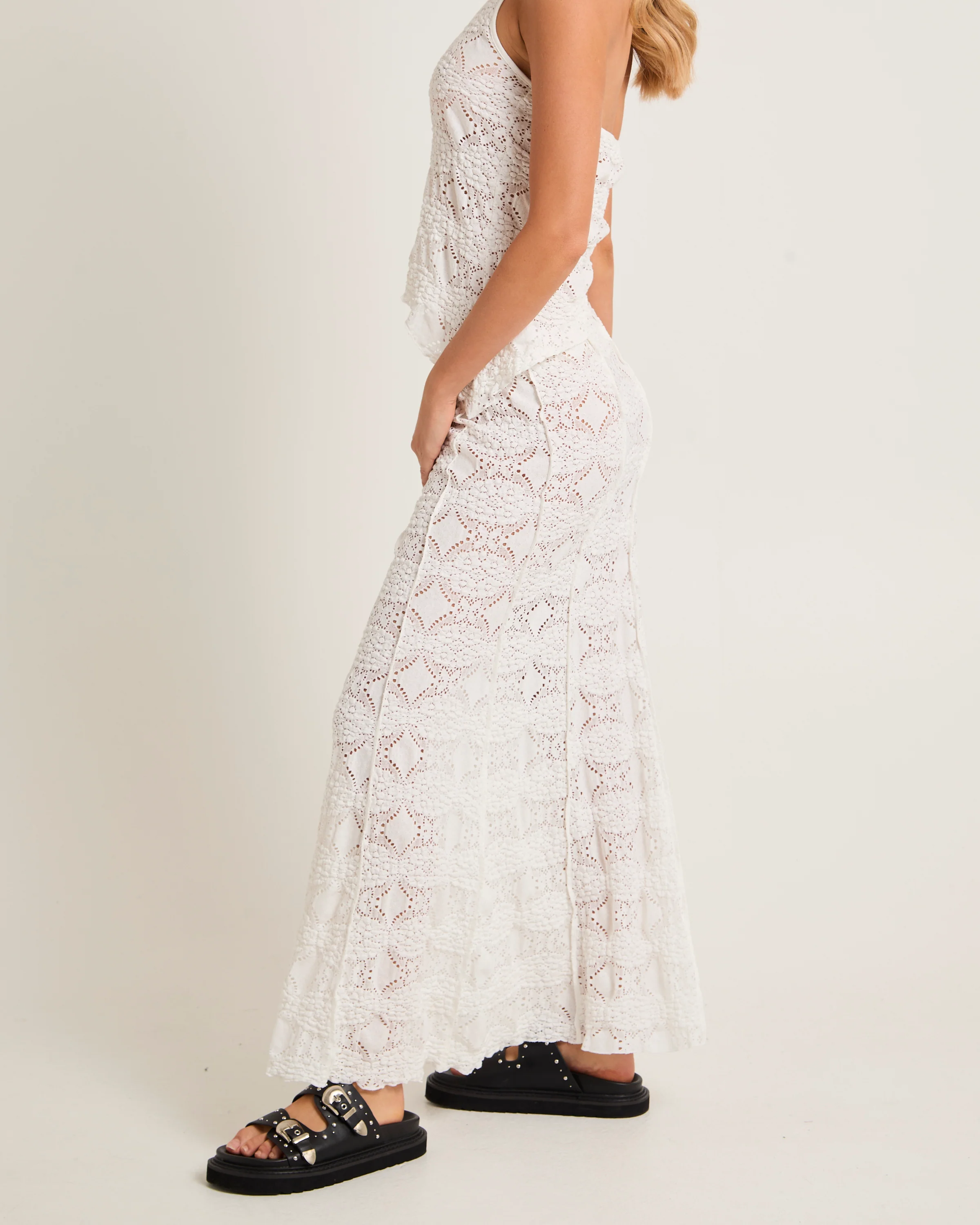 Amore Asymmetrical Textured Maxi Skirt - Image 4