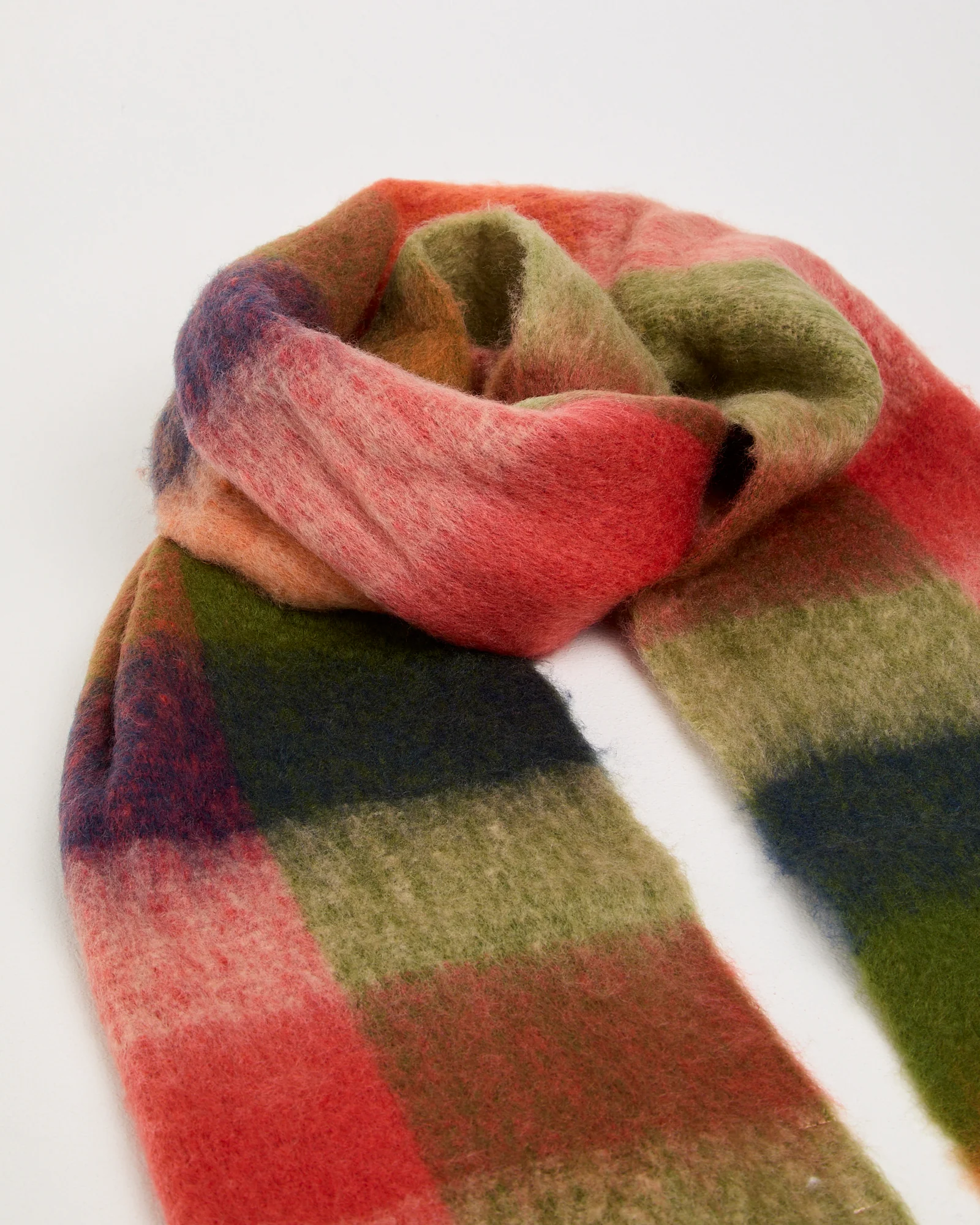 Andrea Scarf - Image 2