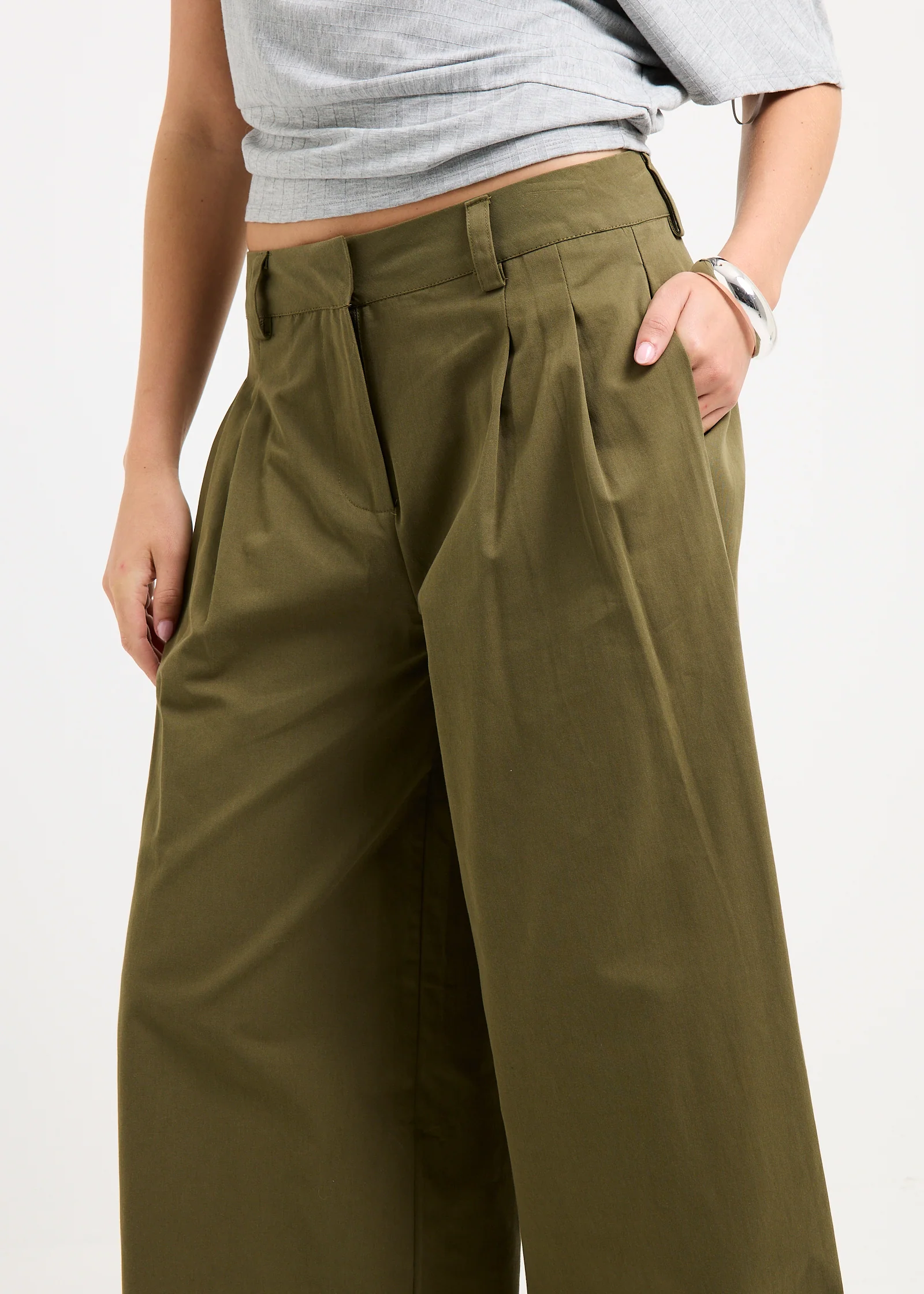Annika Pleat Pants - Image 5