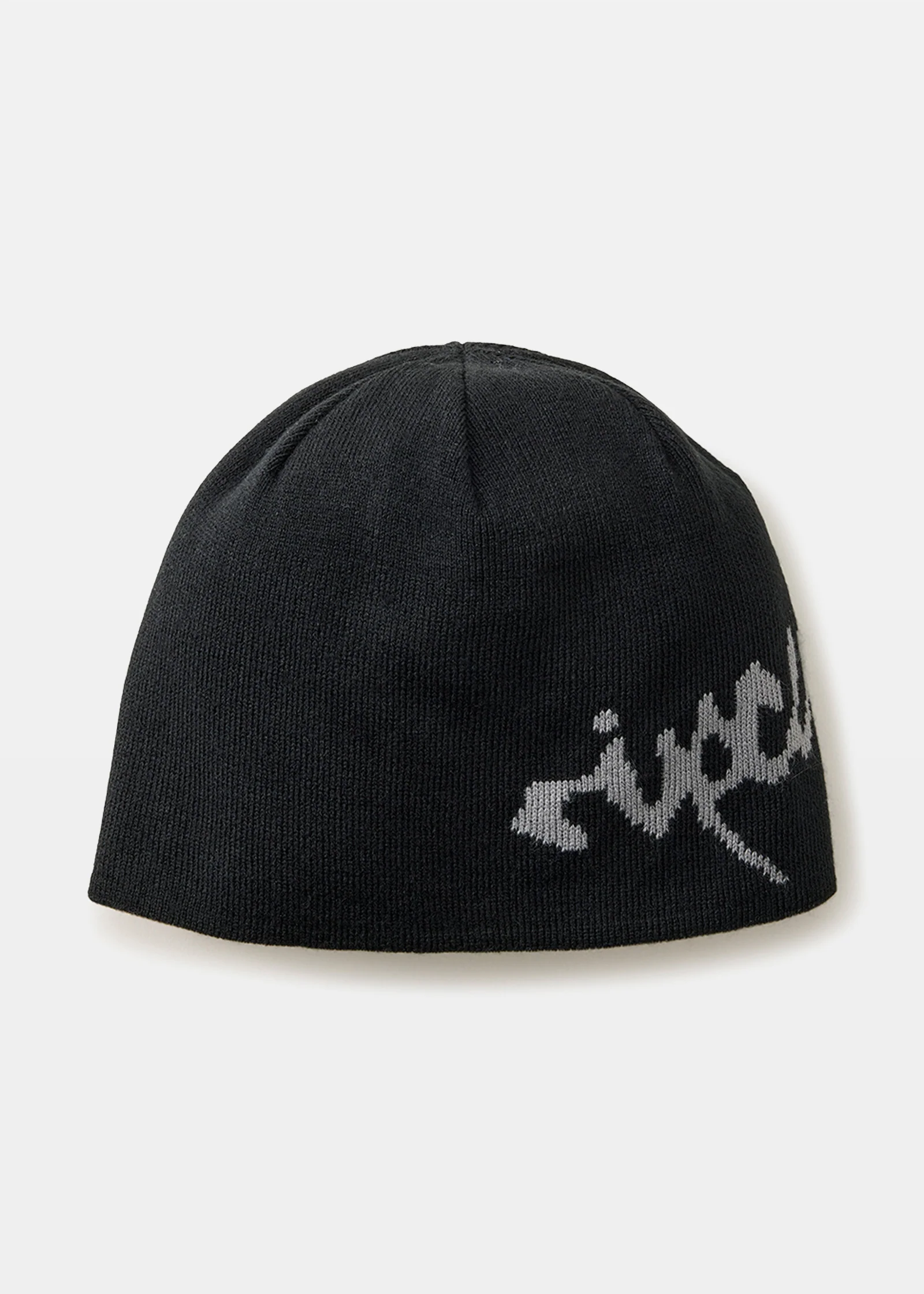 Archive Revo Skull Beanie