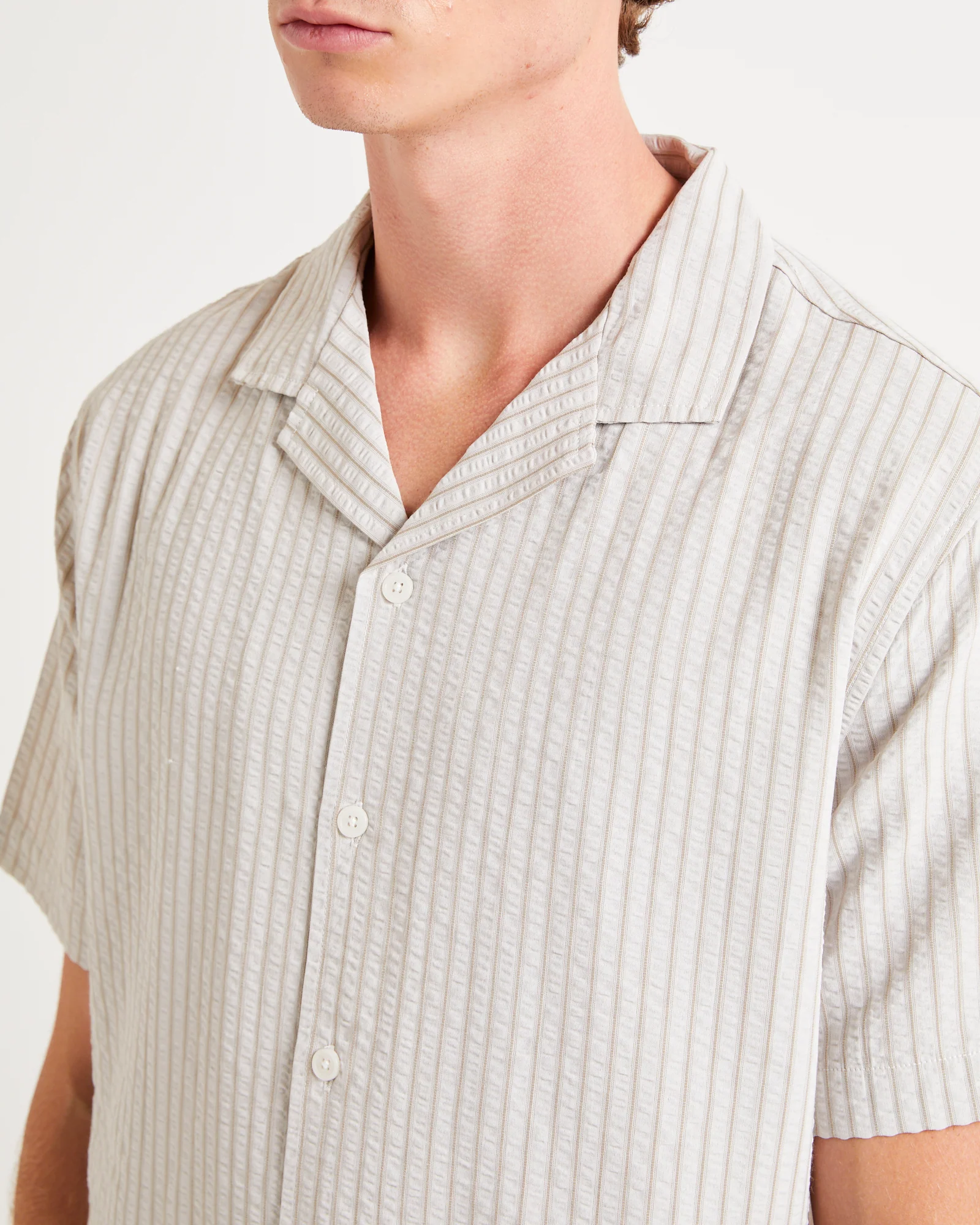 Ashton Seersucker Short Sleeve Resort Shirt - Image 5
