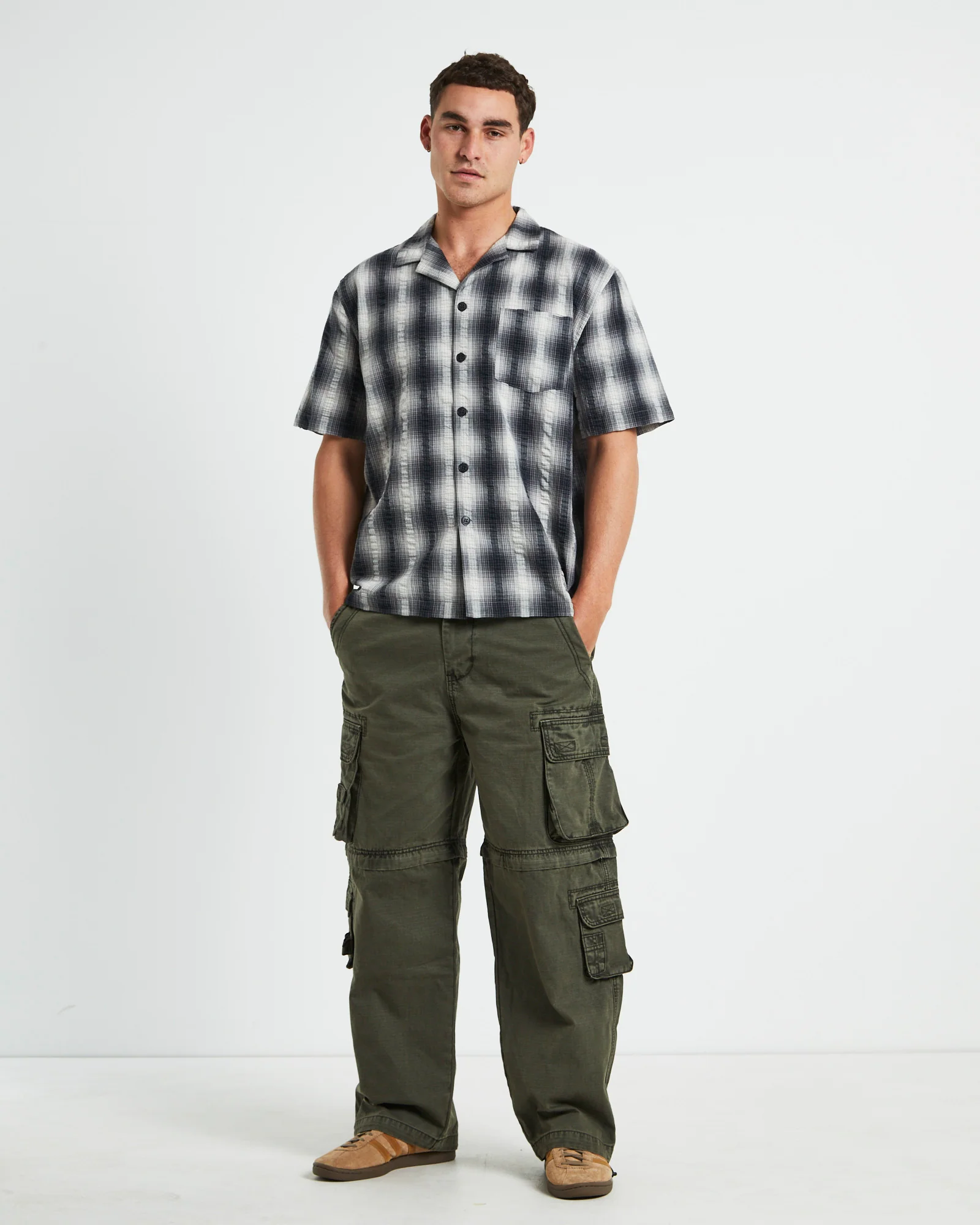 Aura Check Short Sleeve Shirt in Hombre Grey - Image 3