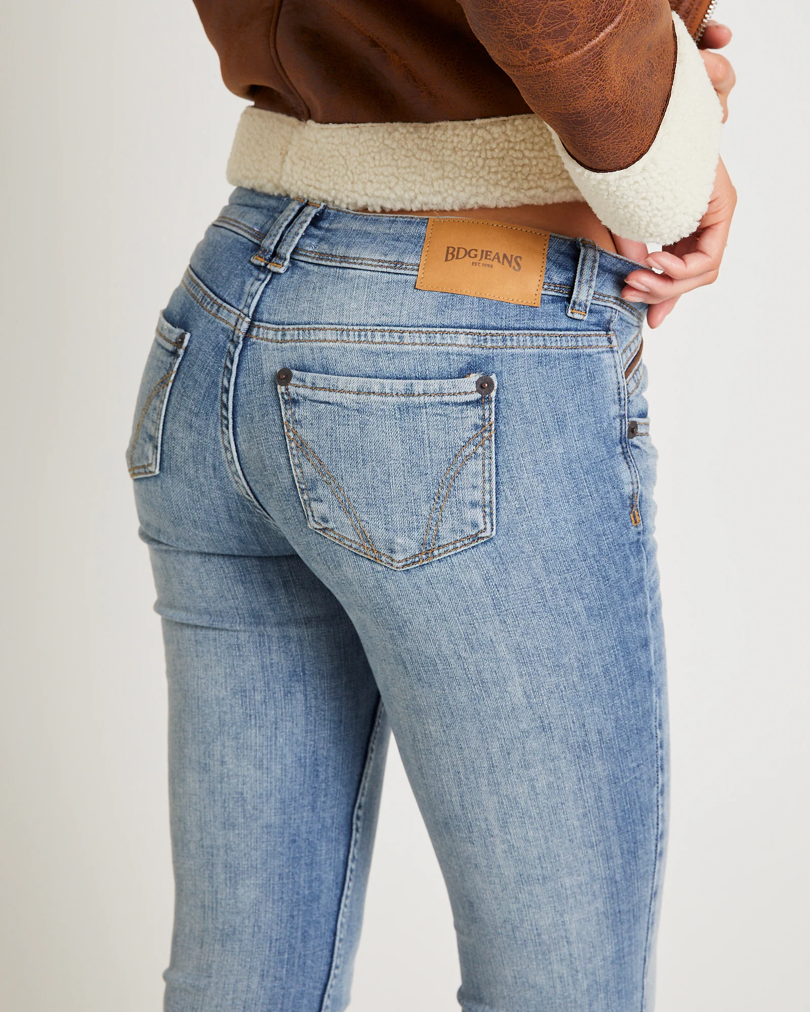 BDG Brooke Low Rise Flare Denim Jeans - Image 5