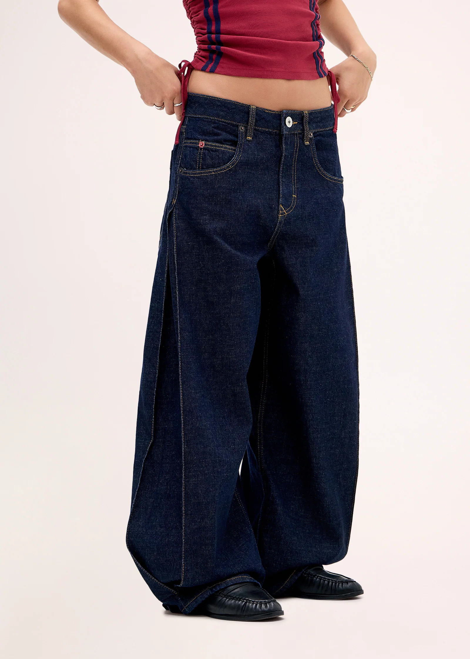 BDG Jaya Pleated Denim Jeans - Image 2
