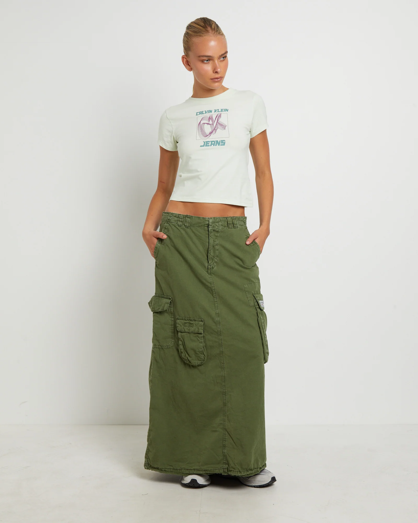 BDG Marta Multi Pocket Maxi Skirt in Khaki - Image 3