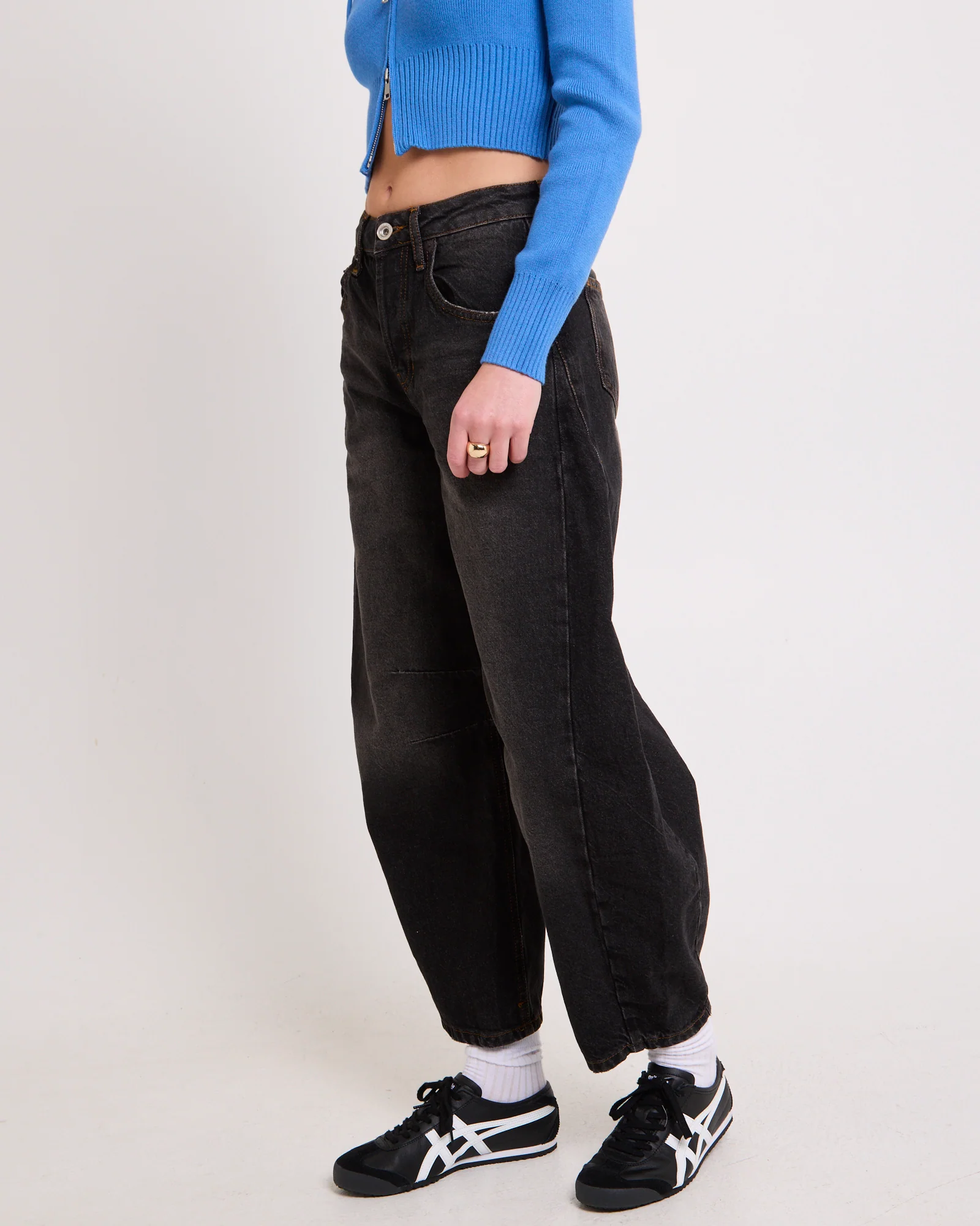 BDG Renae Barrel Denim Jeans - Image 3