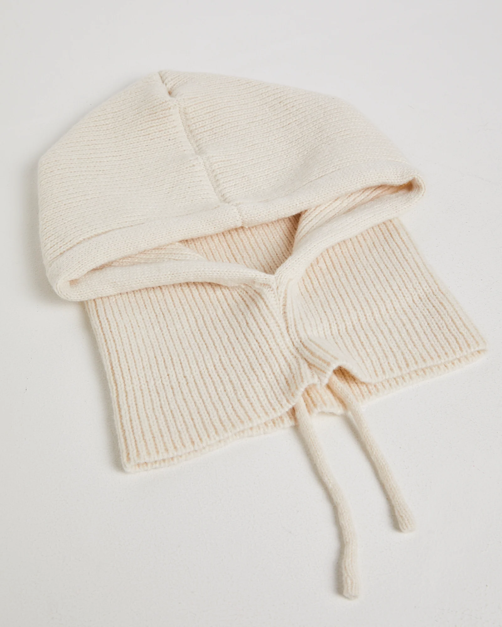 Beckham Knitted Balaclava - Image 3