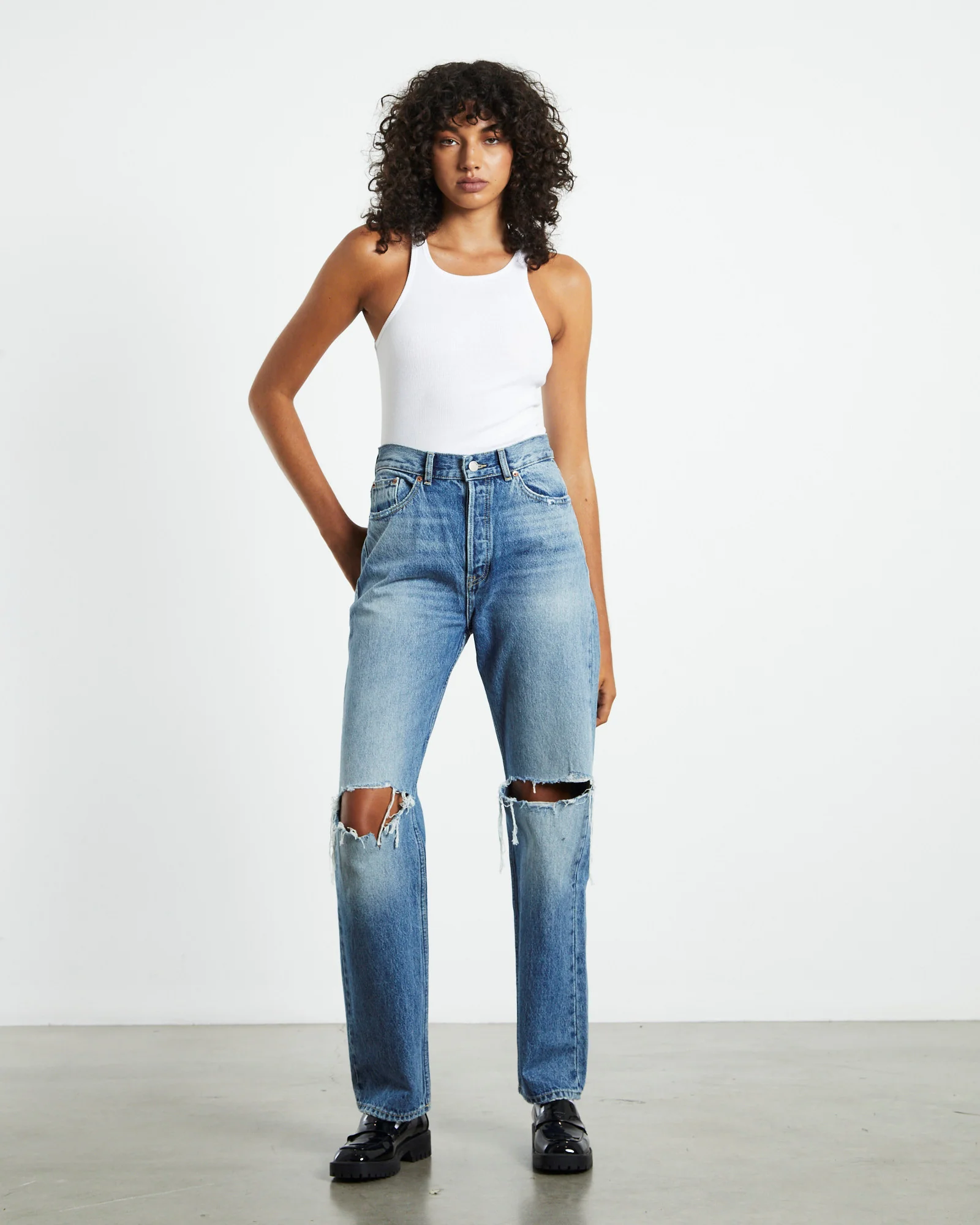 Beth Jeans Drift Mid Knee Gash - Image 4