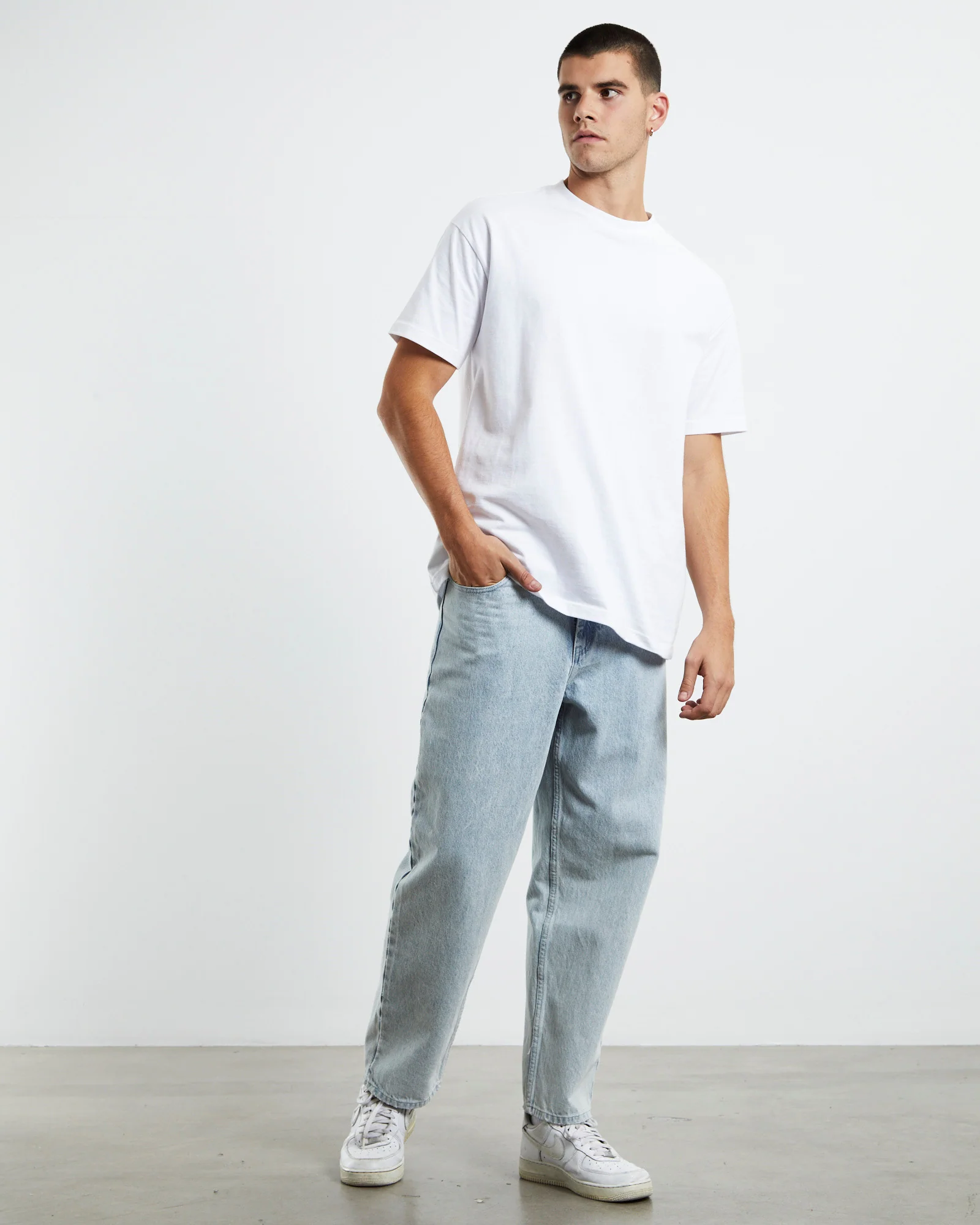 Big Ol Denim Jeans - Image 3