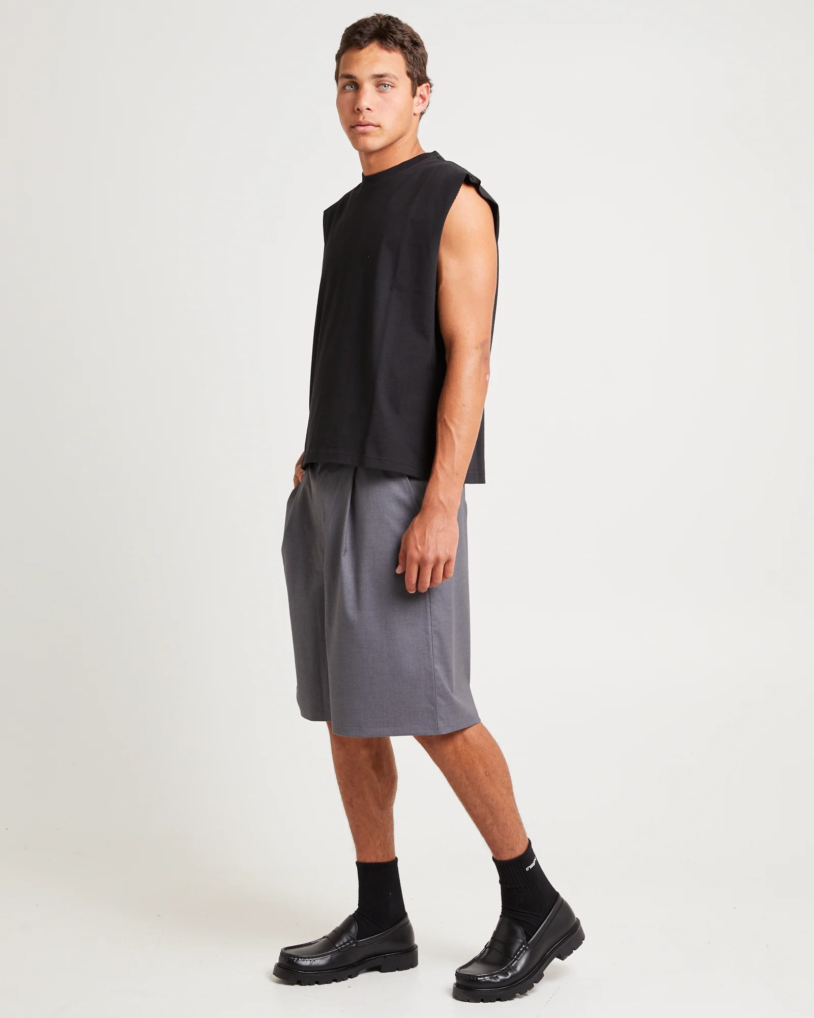 Blade Pleated Shorts - Image 4