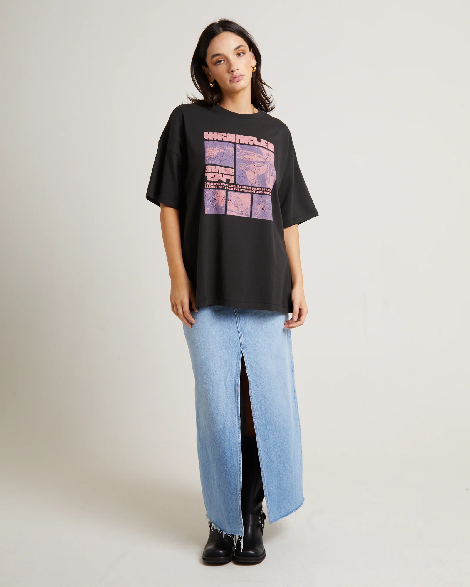 Boxy Slouch T-Shirt in Dragonfly Black - Image 3