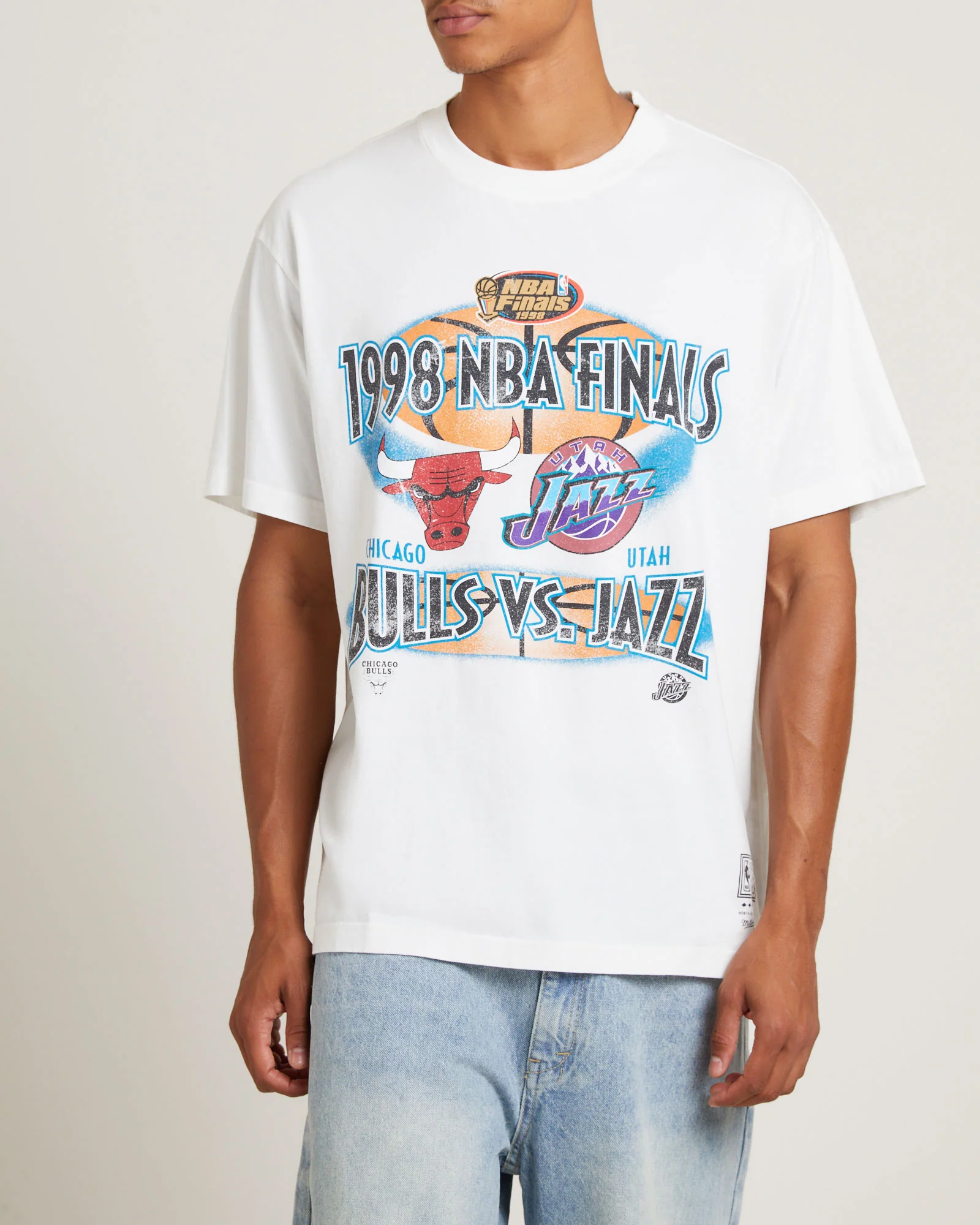 Bulls VS Jazz Short Sleeve T-Shirt in Vintage White - Image 5