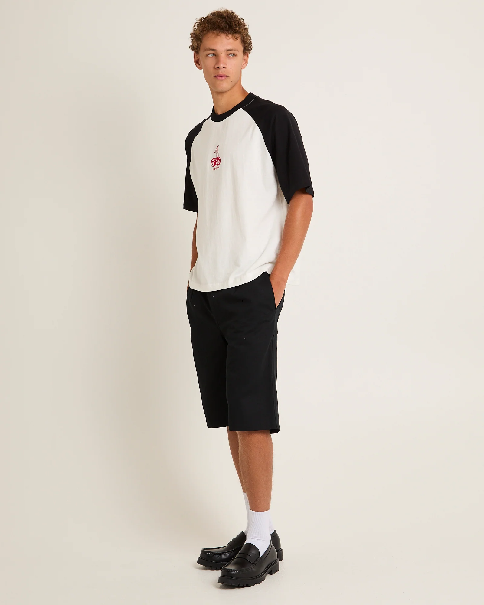 Cherries Raglan Cropped T-Shirt - Image 4