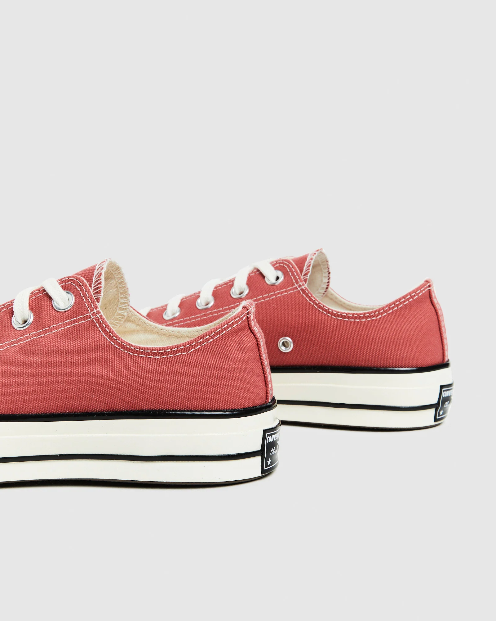Chuck 70 Ox Sneakers Rhubarb Pie/Egret/Black - Image 5