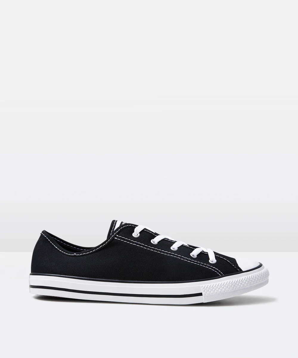 Chuck Taylor All Star Dainty Lo Sneakers Black