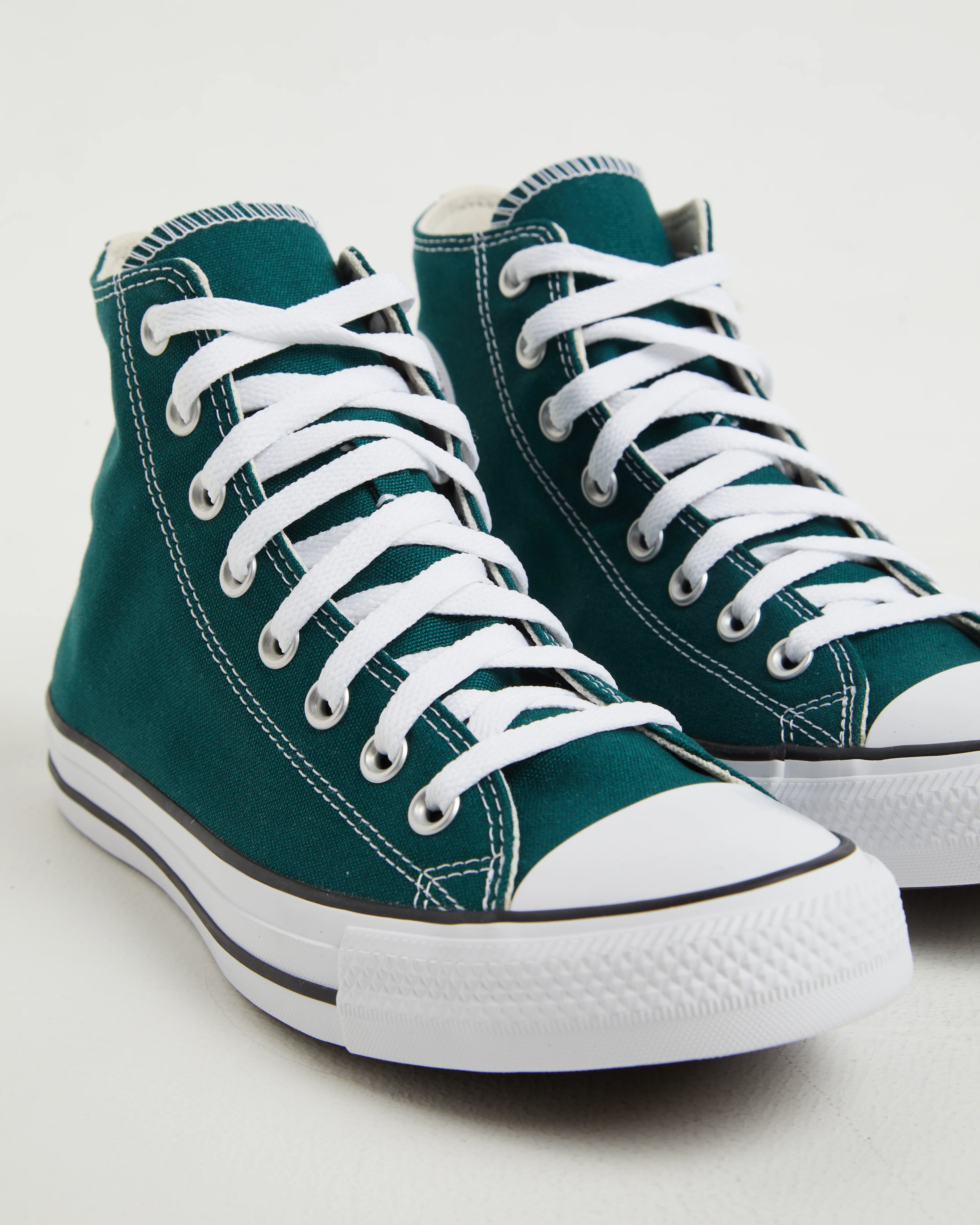 Chuck Taylor All Star Hi Tops in Dragon Scale Green - Image 2