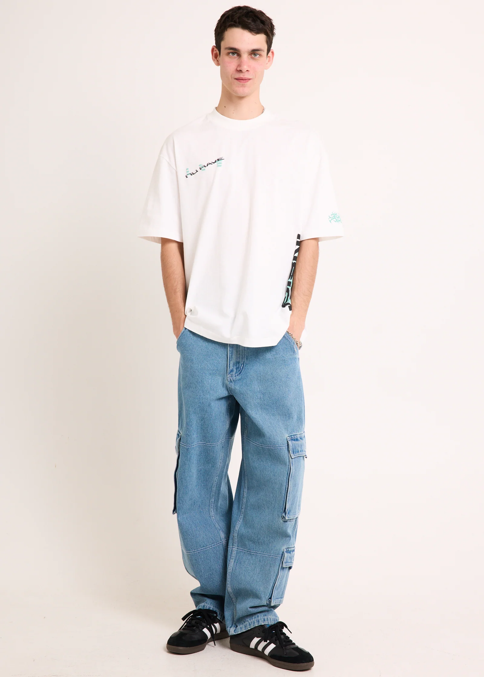 Classix T-Shirt - Image 3