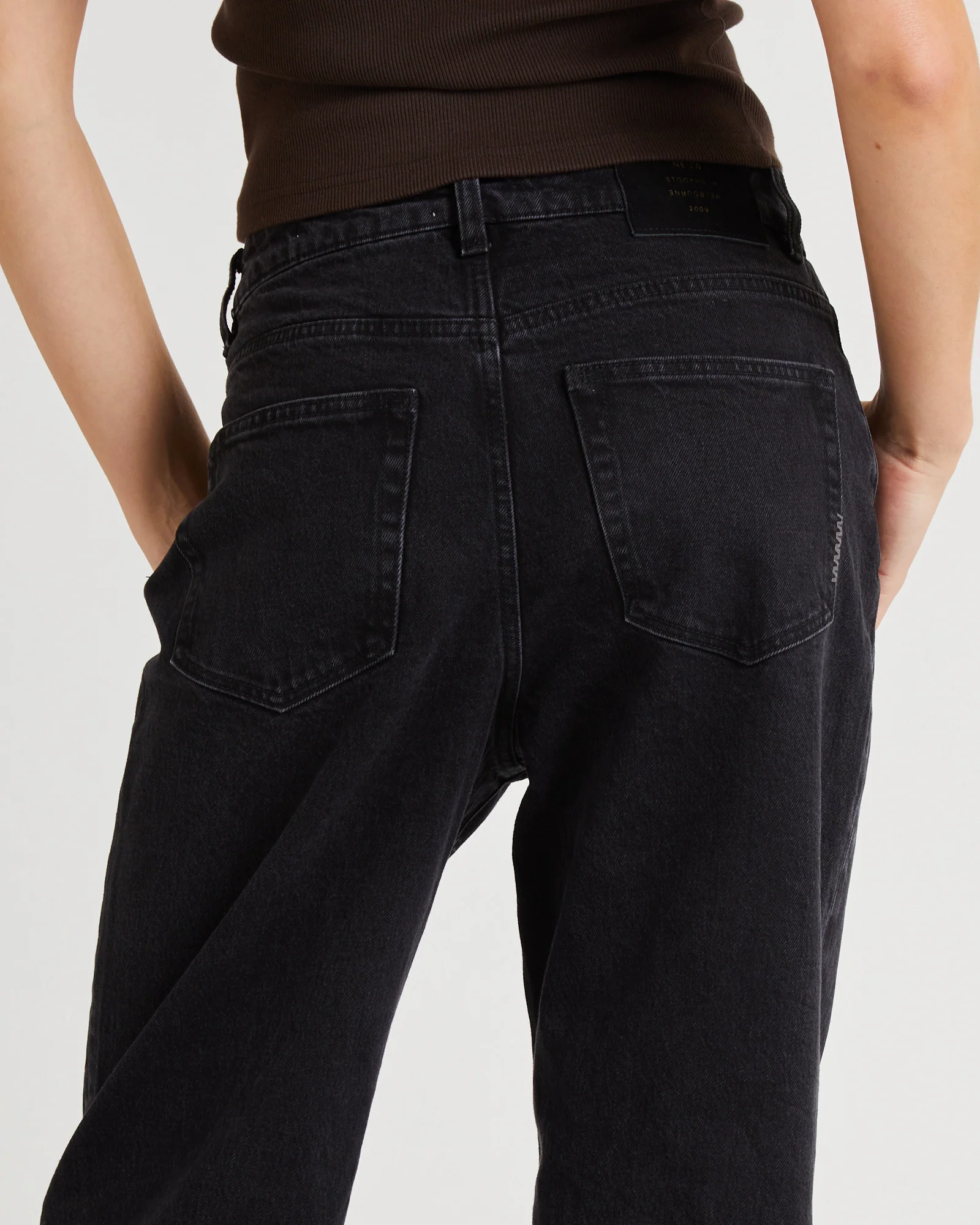 Coco Relaxed Jeans - Image 5