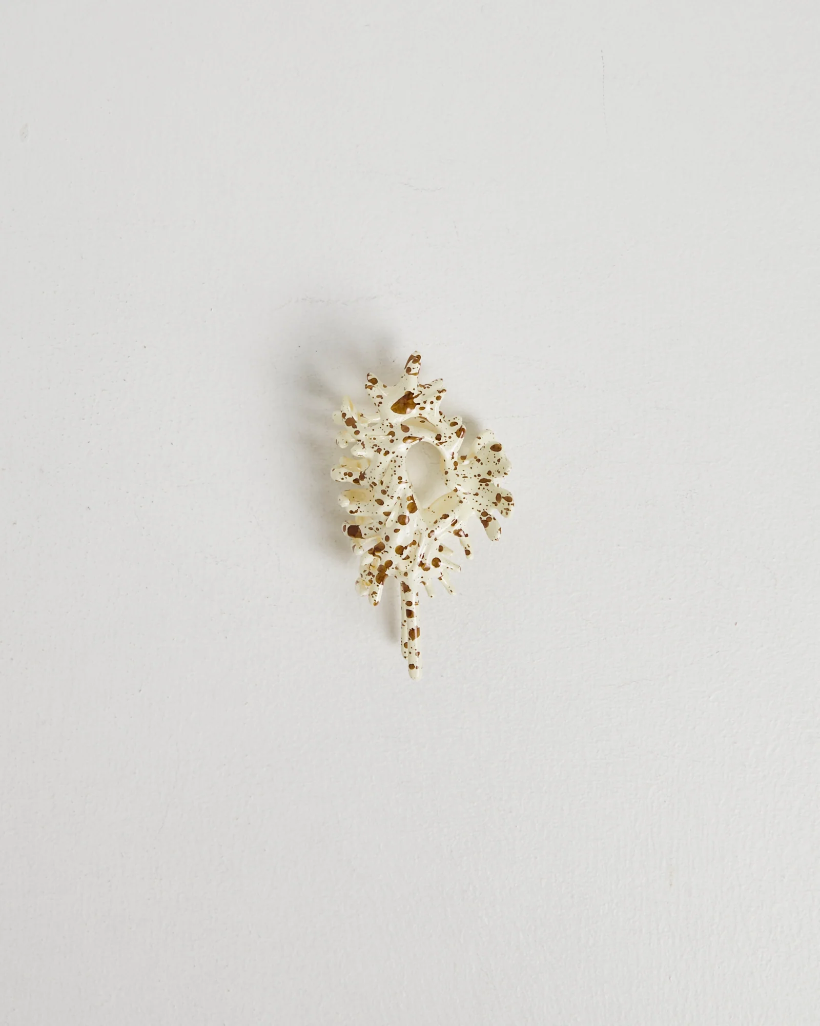 Coral Clip - Image 4