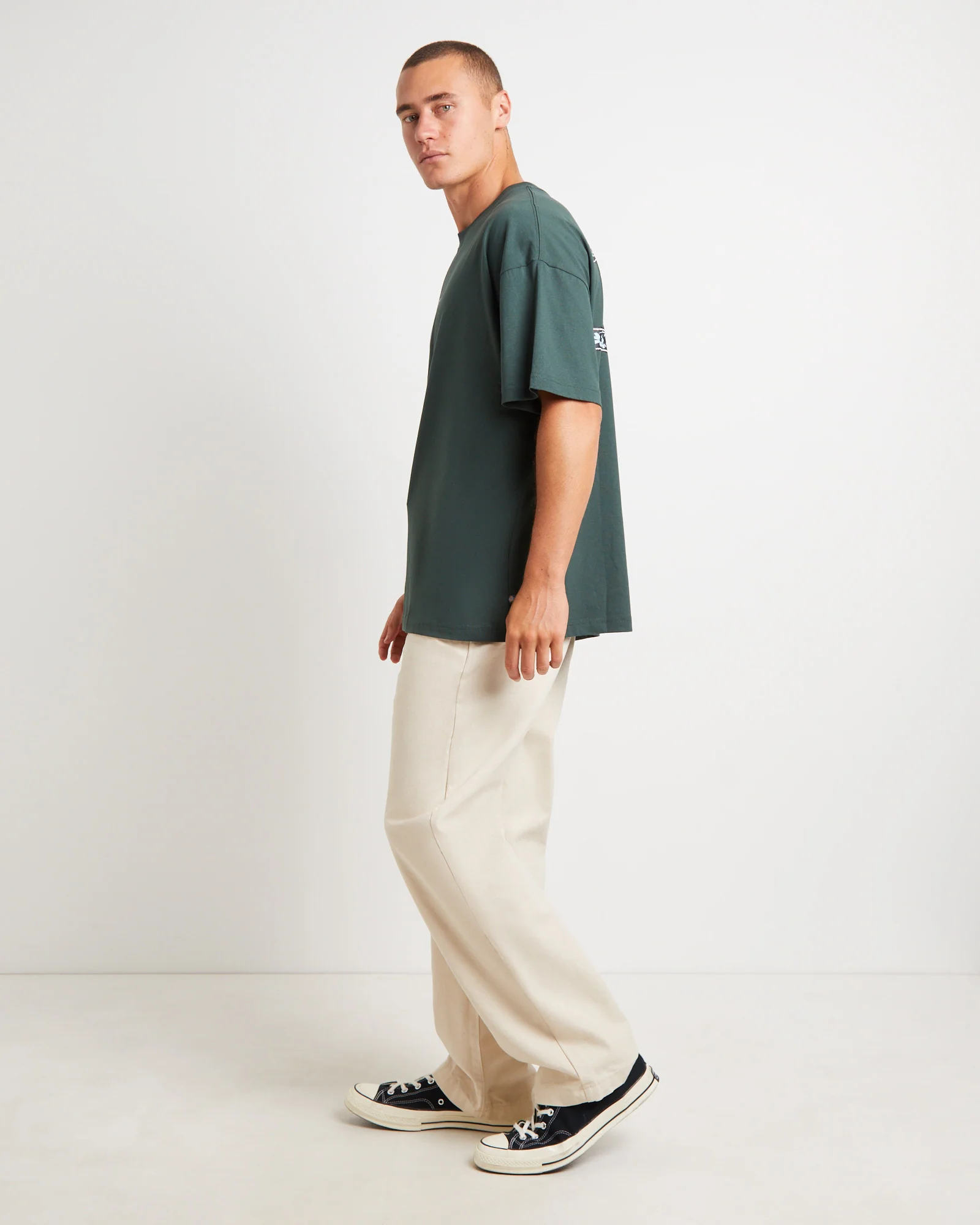 Daisy Chain 330 Short Sleeve T-Shirt in Hunter Green - Image 4