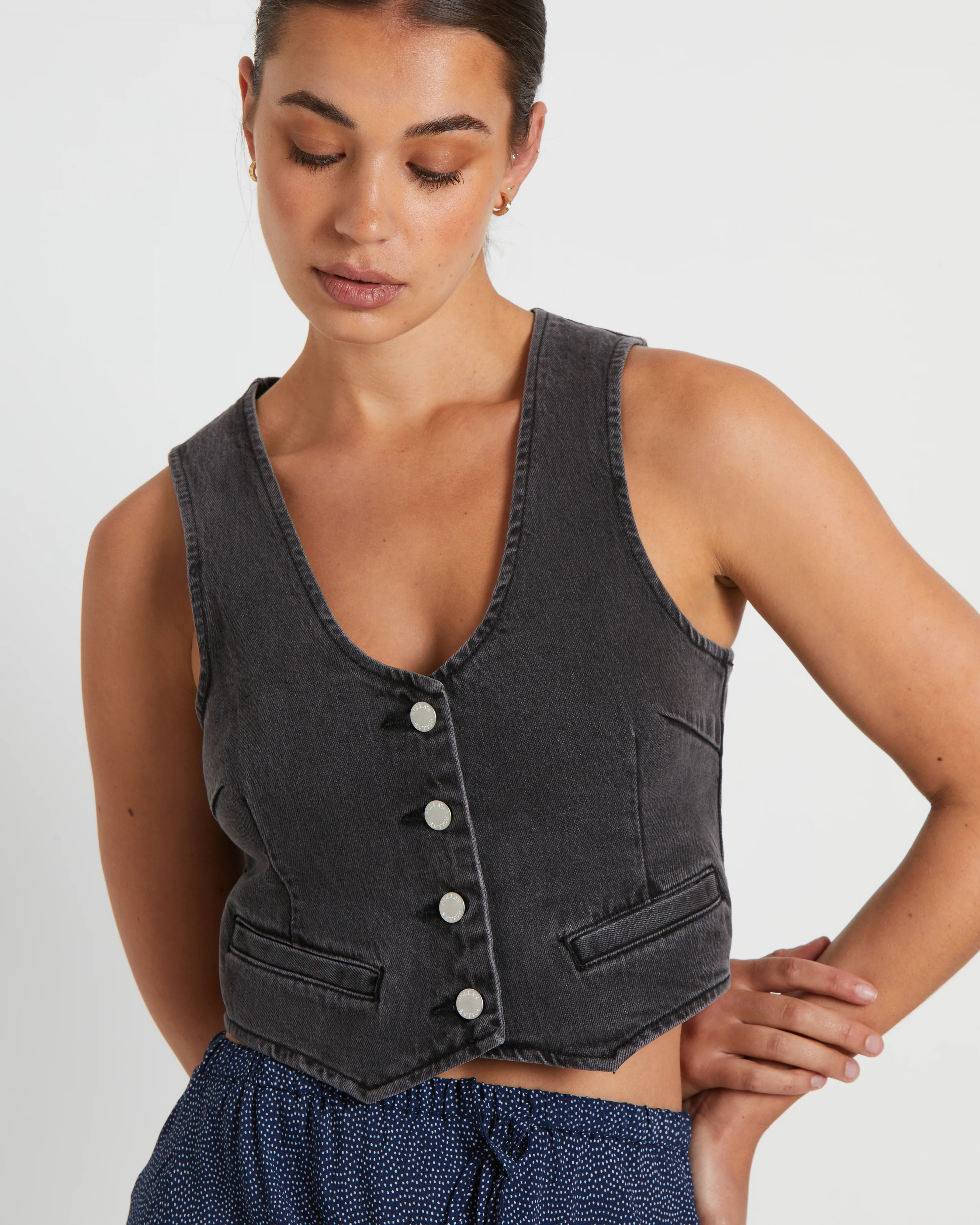Dallas Denim Vest in Brad Black - Image 5