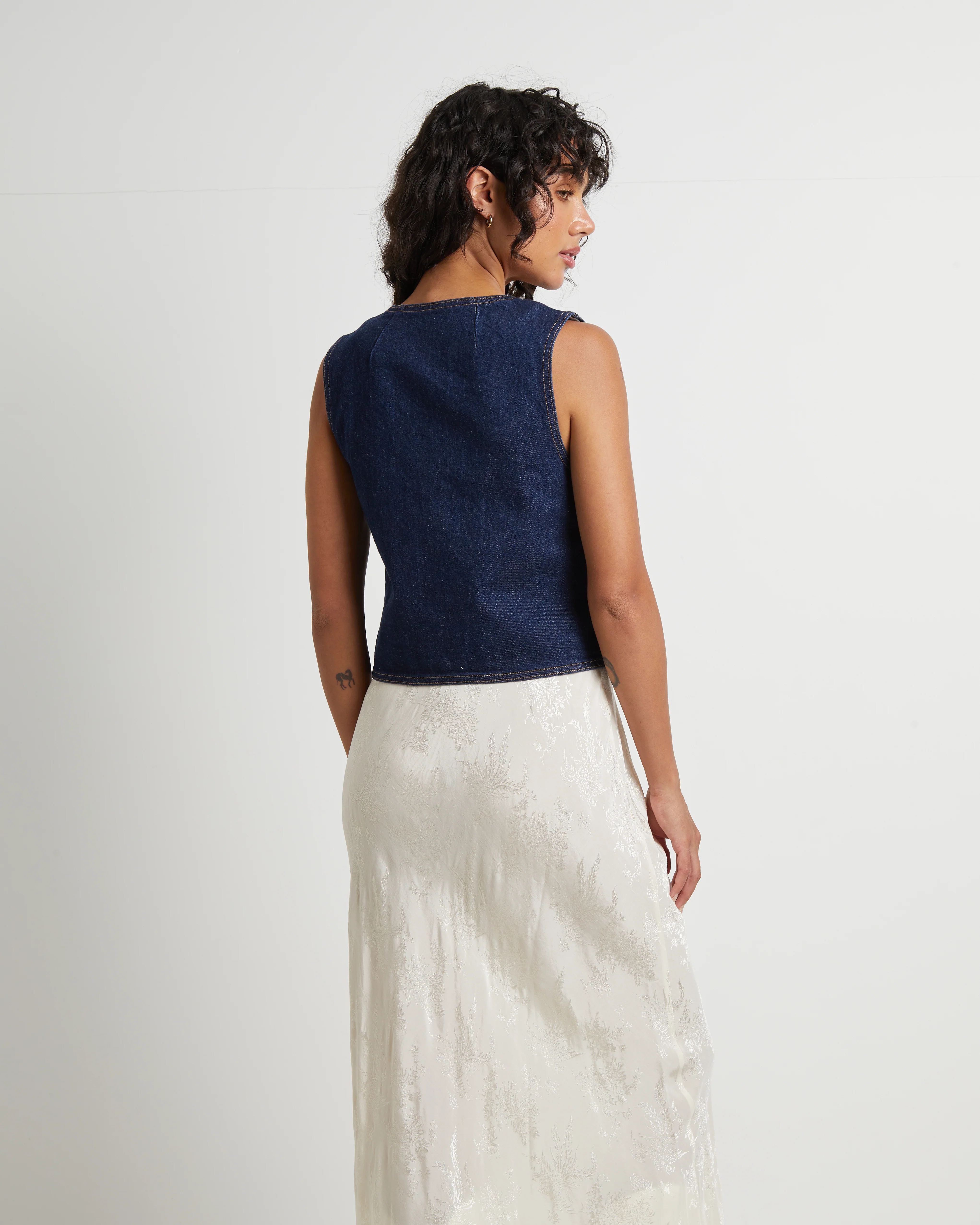 Denim Vest in Rinse Denim Blue - Image 2