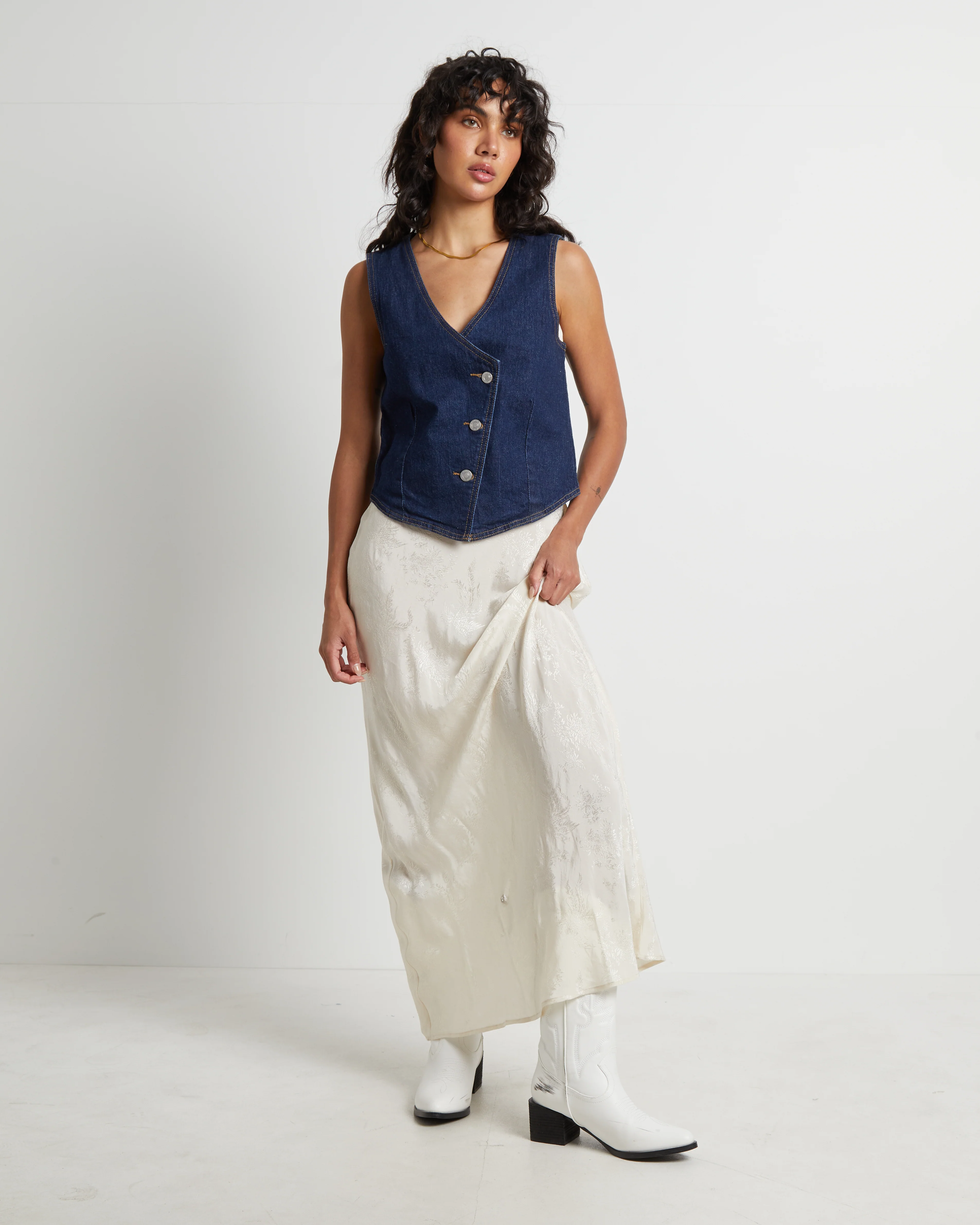 Denim Vest in Rinse Denim Blue - Image 3