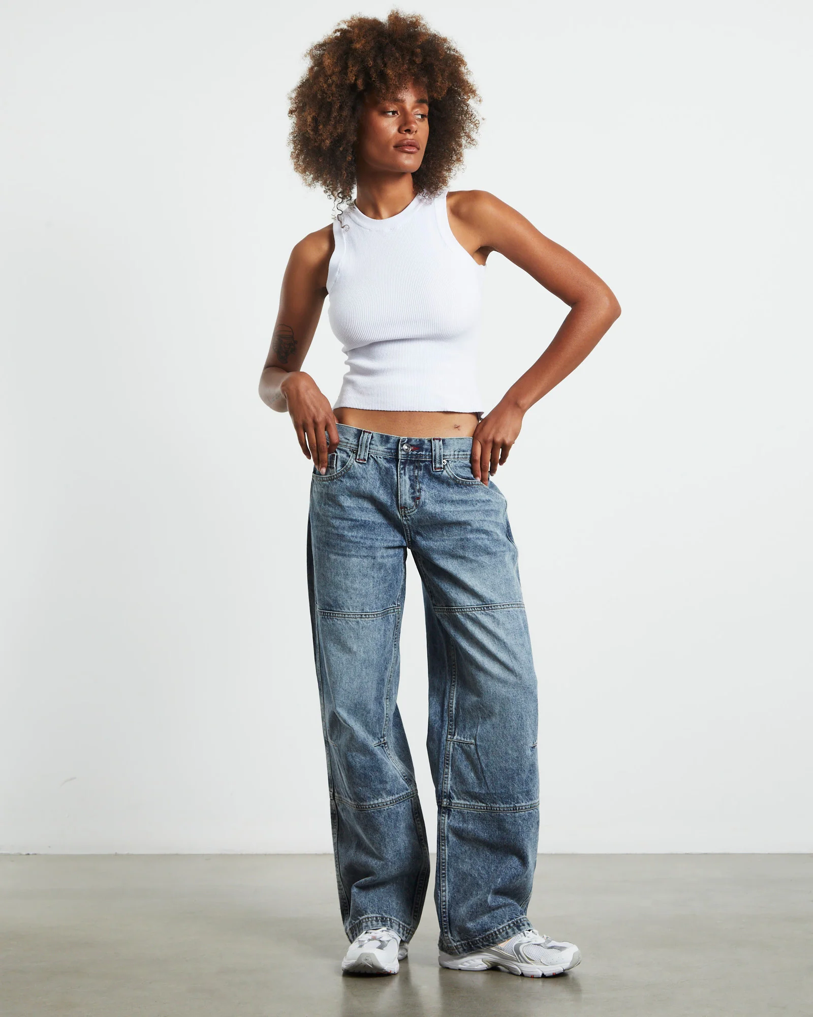 Emison Low Rise Paneled Straight Leg Jeans Faded Stone Wash Blue - Image 3