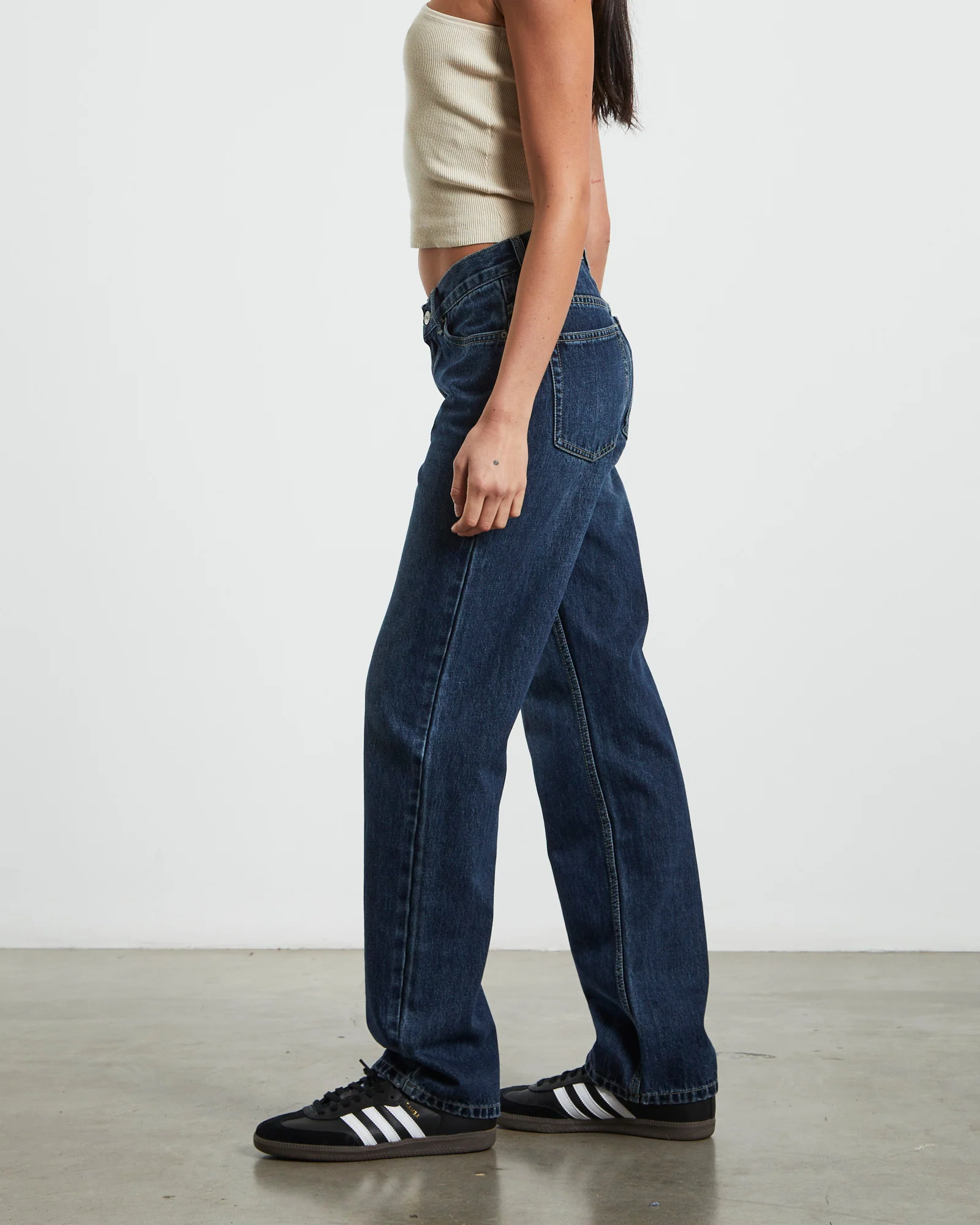 Emmy V Waist Straight Jeans Y2K - Image 2