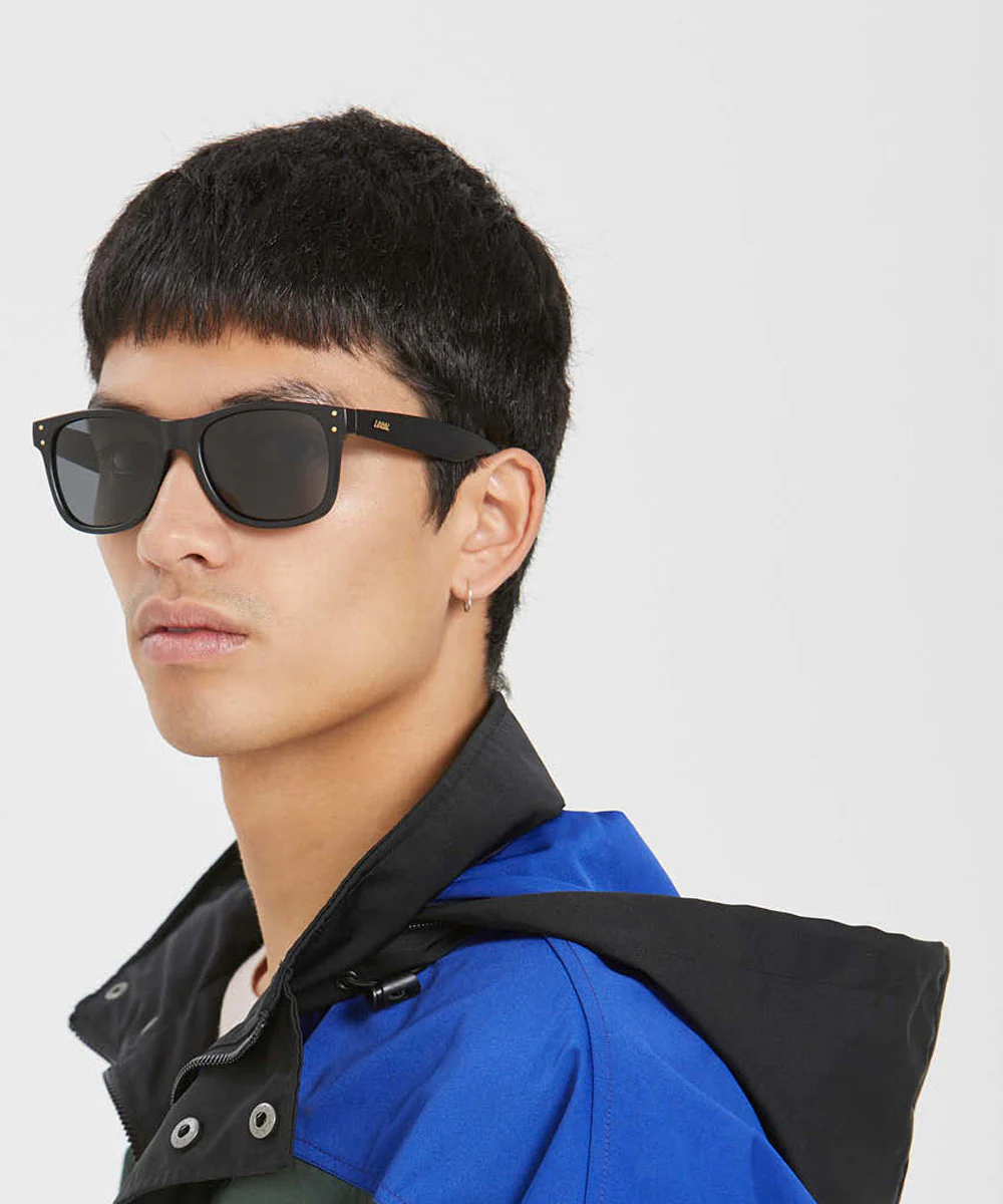 Everyday Sunglasses Black On Black - Image 6