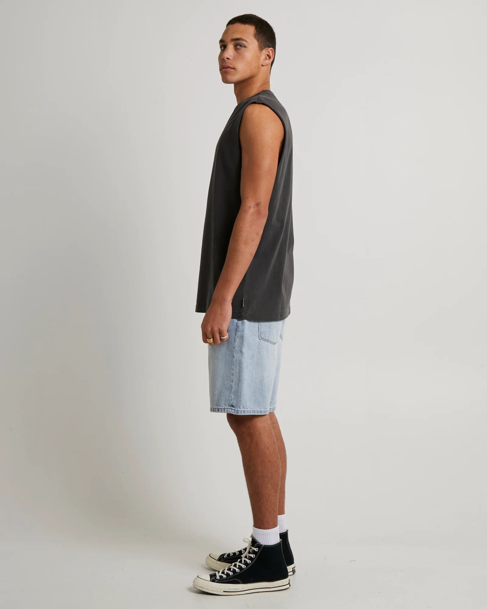 General Muscle Tee - Image 4