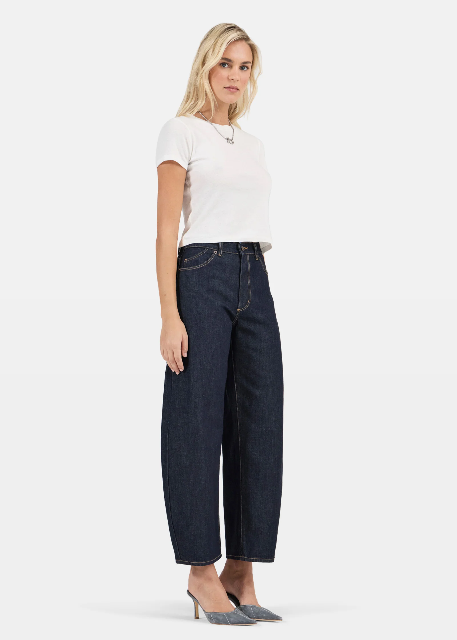 Gigi Barrel Denim Jeans - Image 2