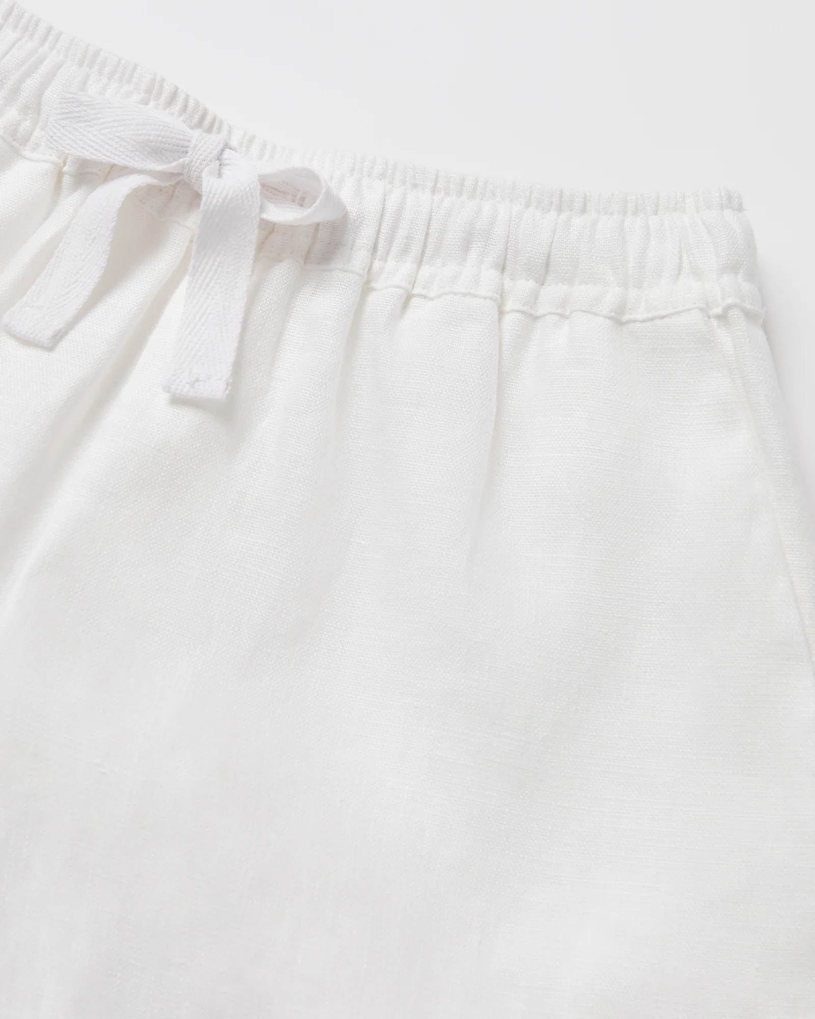 Girls Tide Linen Shorts in White - Image 3