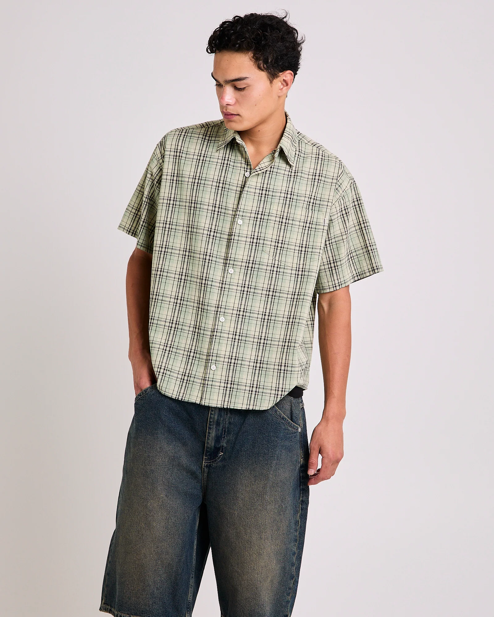 Ground Plaid Short Sleeve Shirt