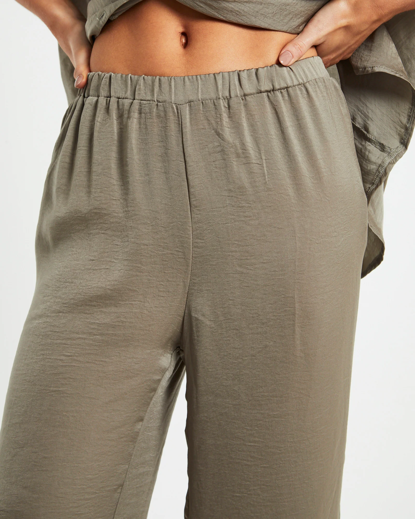 Hallie Pant Olive - Image 5