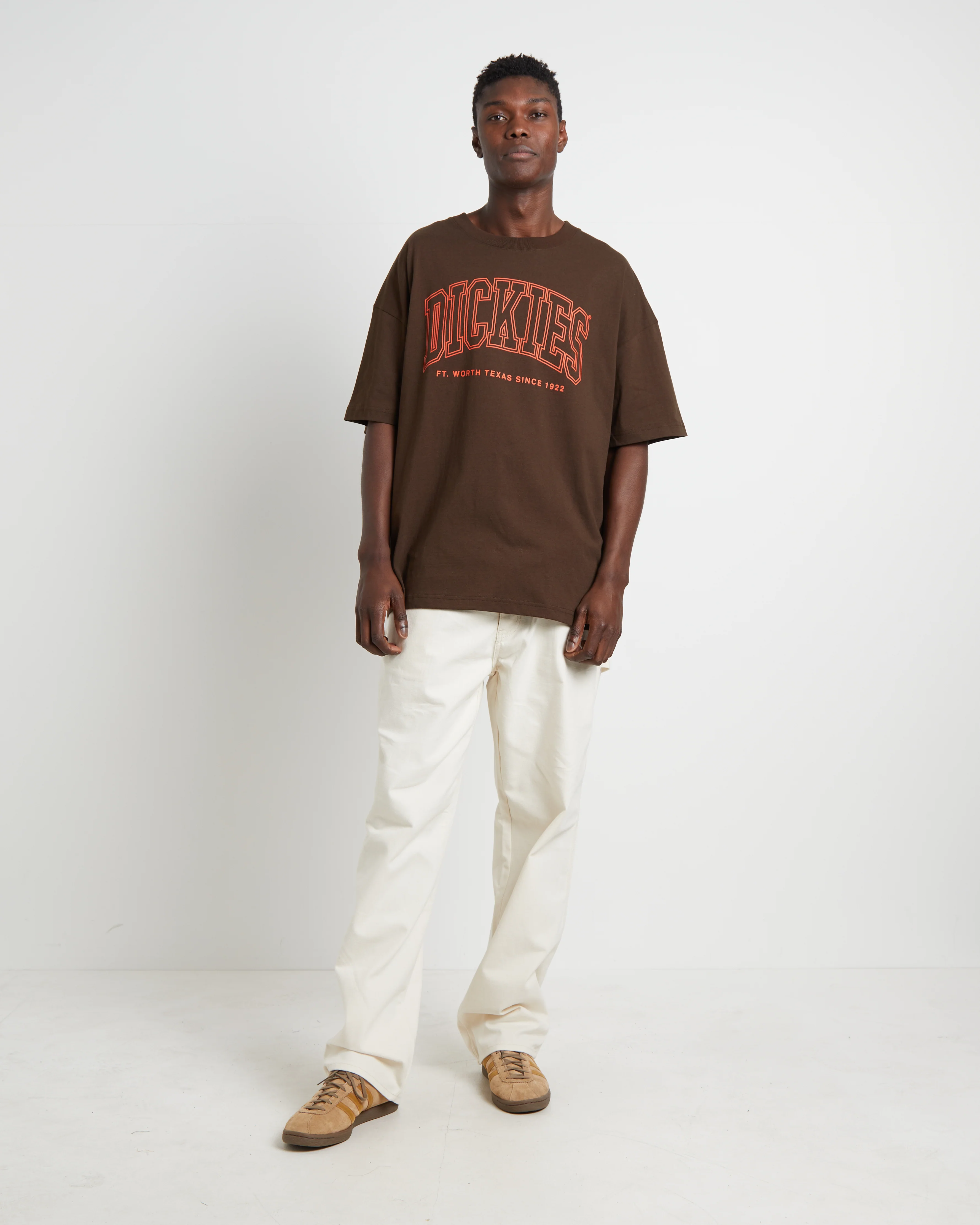 Harker 330 Short Sleeve T-Shirt in Chestnut - Image 3