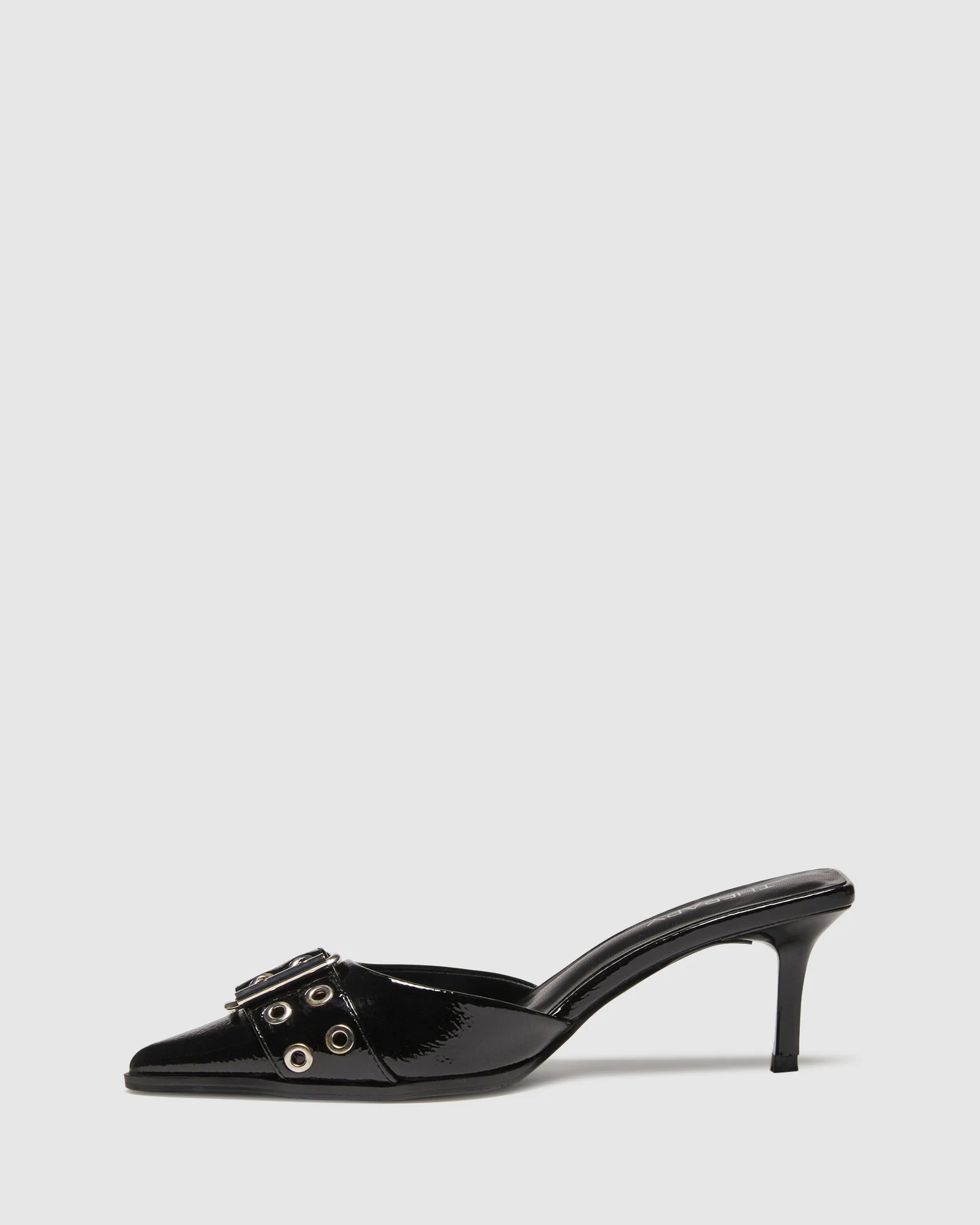 Hunna Crinkle Pump - Image 3